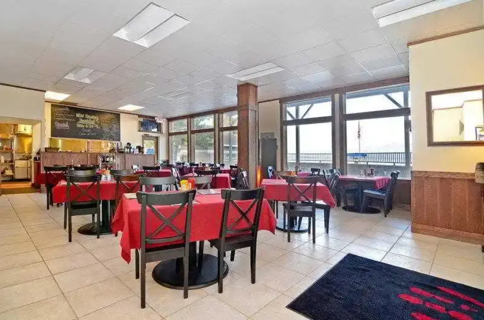 Best Western Plus Kwataqnuk Resort