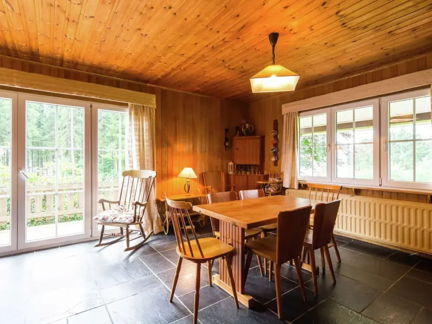 Detached Chalet With Views of the Lake of Butgenbach in the Middle of Nature