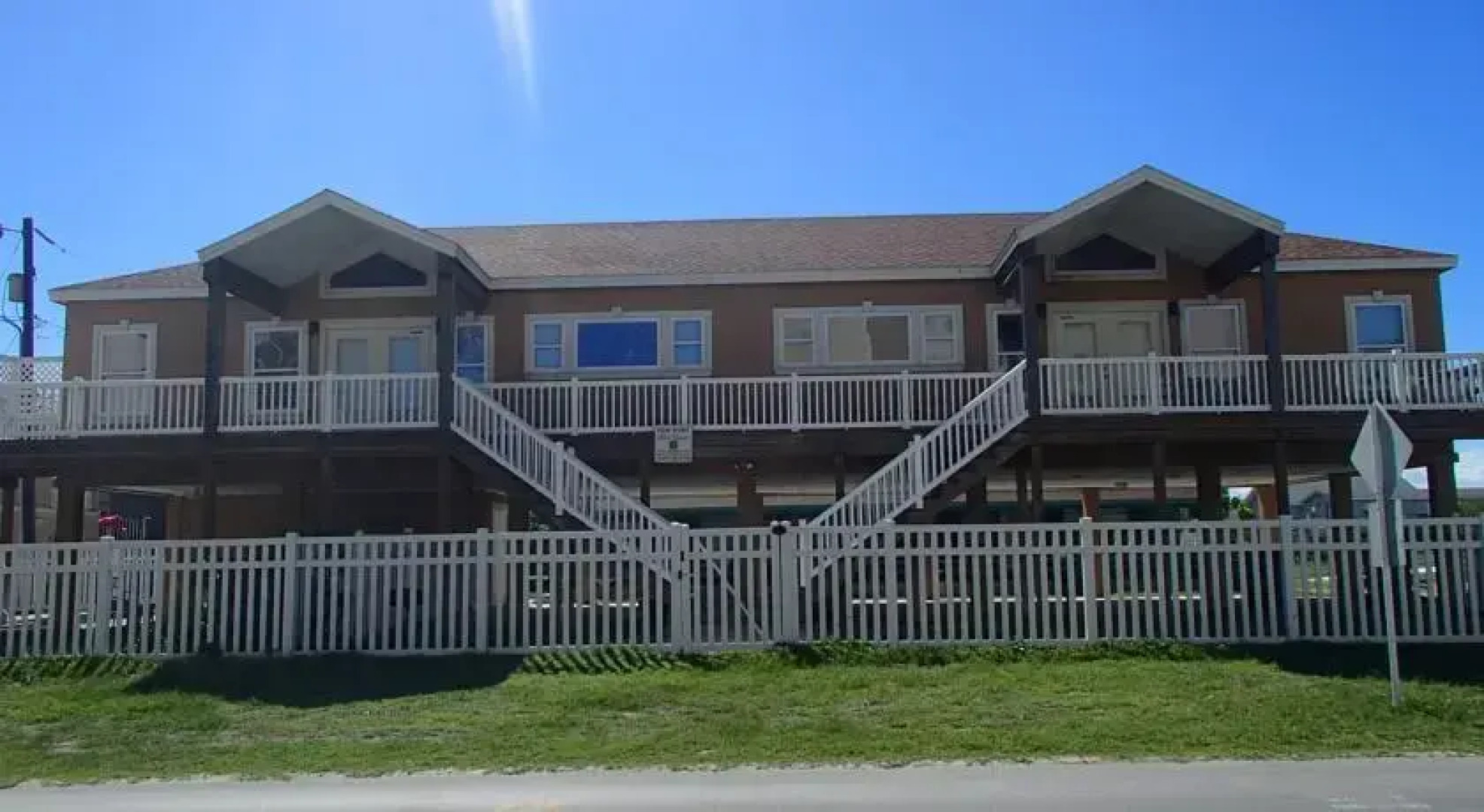 Surfsong Too - by Island Services