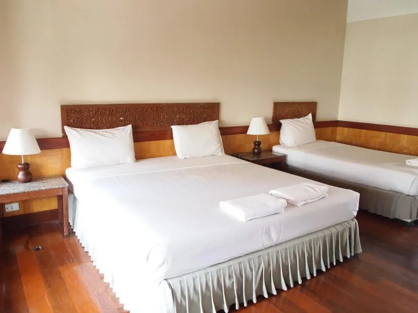 P.Chaweng Guest House