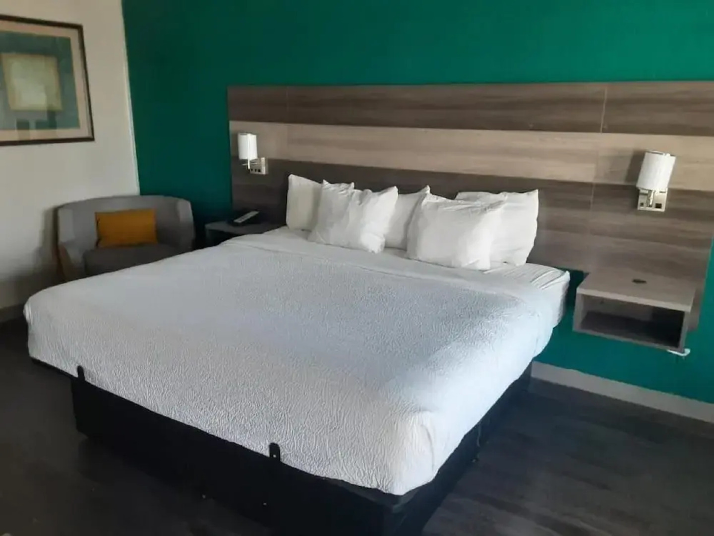 Causeway Inn - Metairie