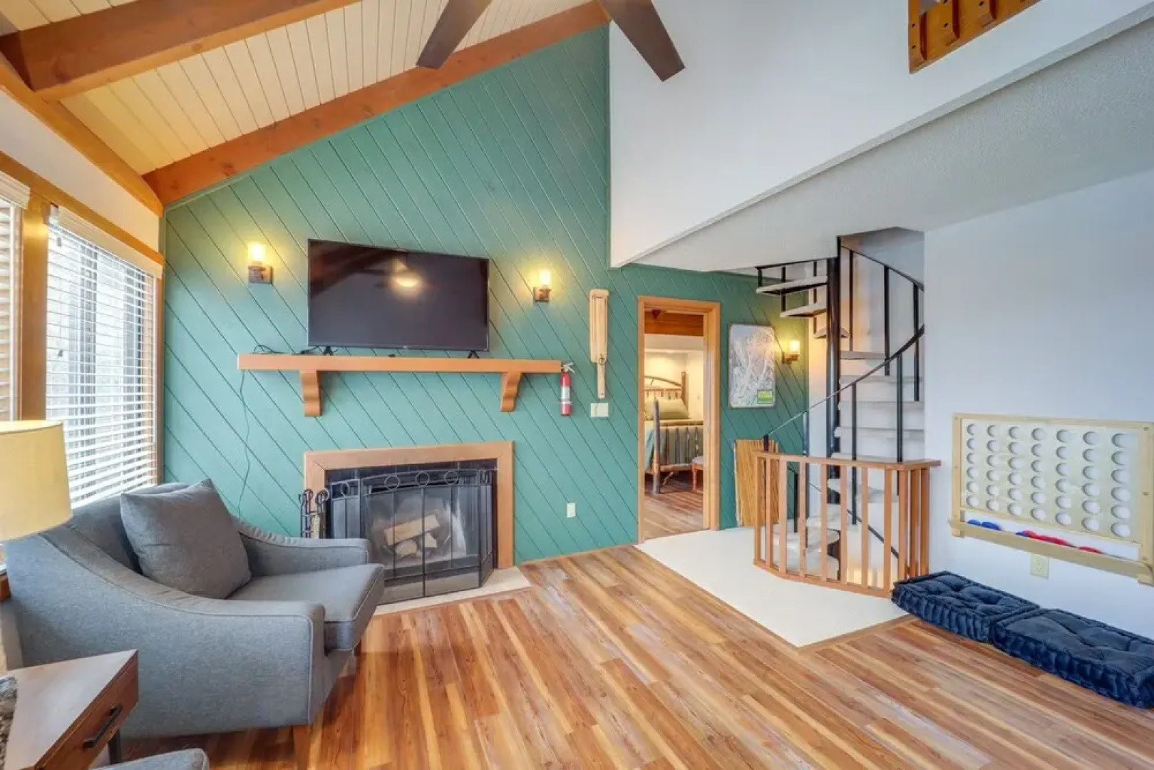 Sugar Mountain Chairlift View Home w/ Hot Tub!