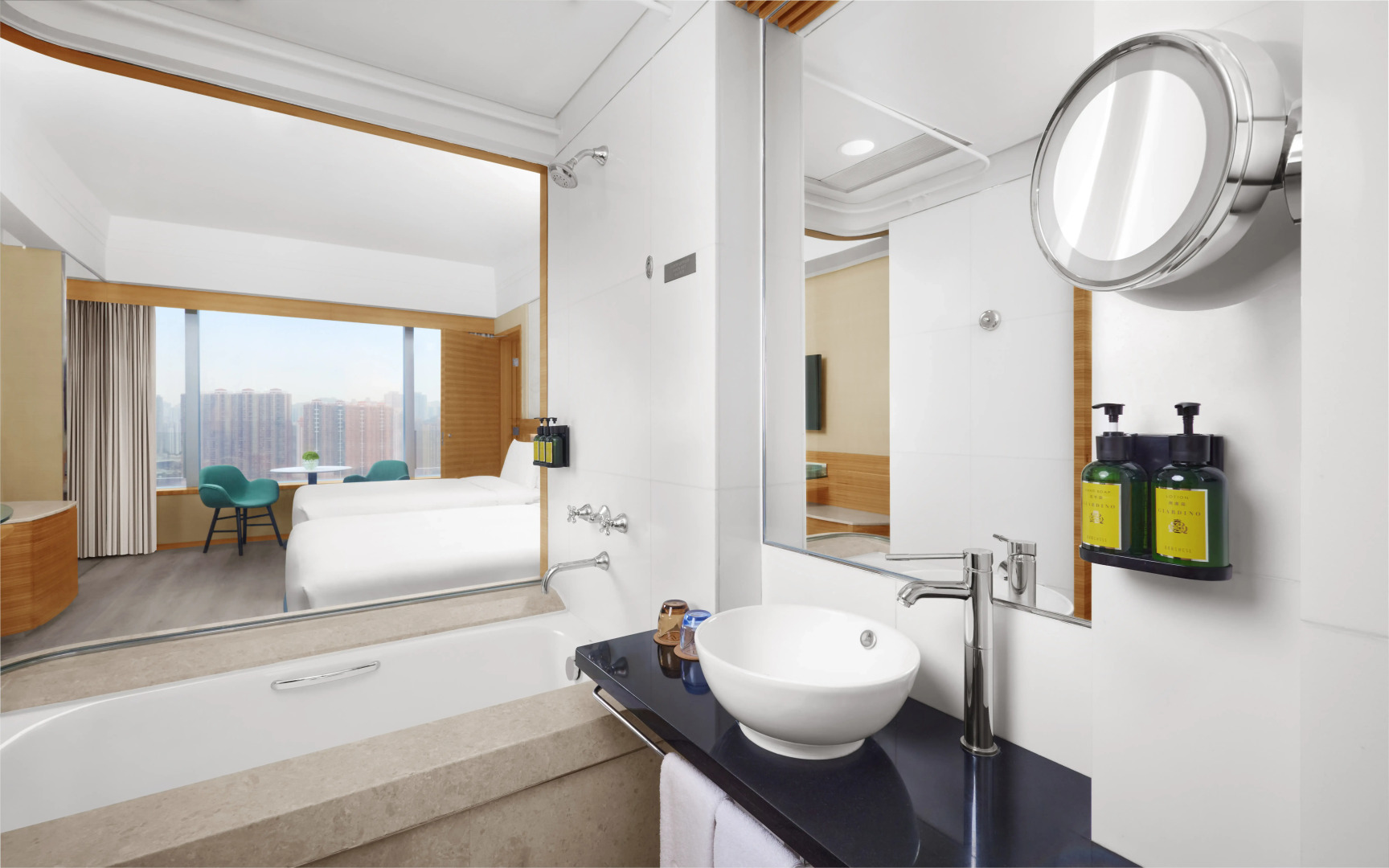 Nina Hotel Tsuen Wan West