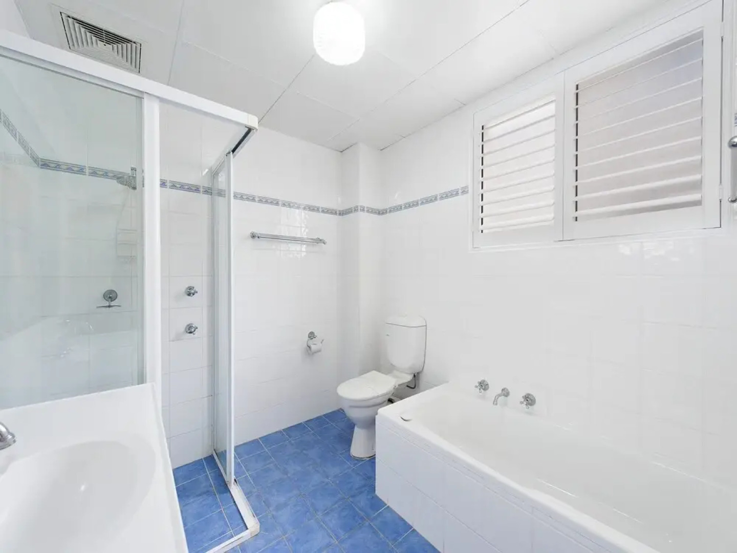 Del Rae, Unit 6/25 Shoal Bay Road