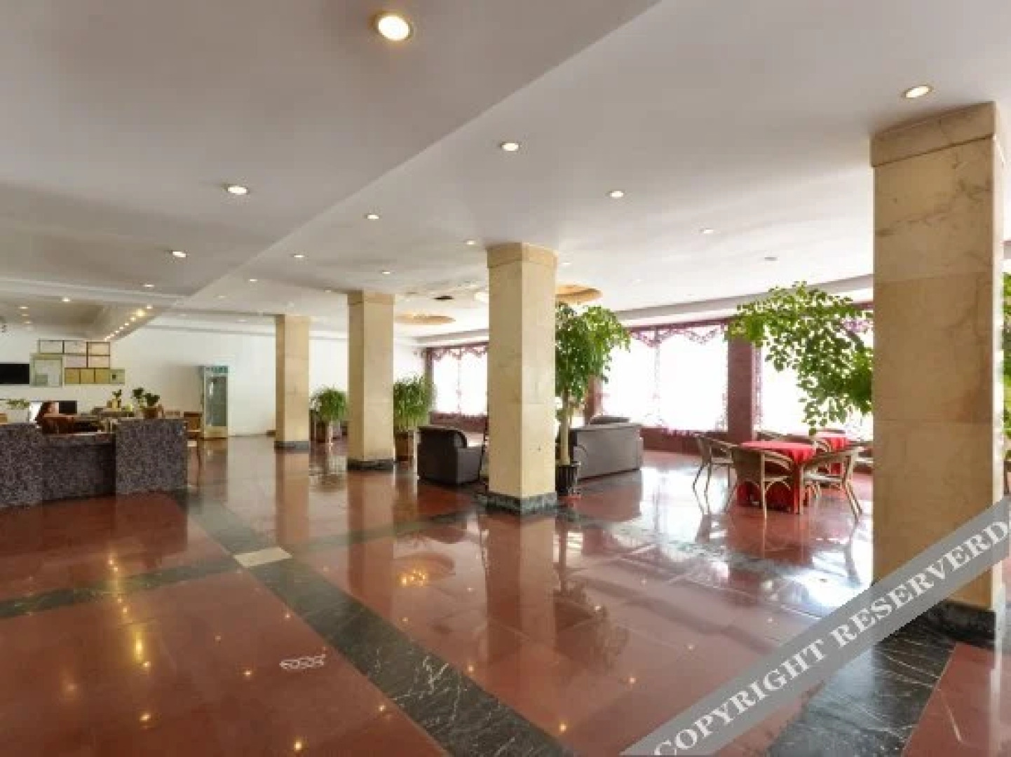 tanzousiluqiaoquyaxiyabinguan