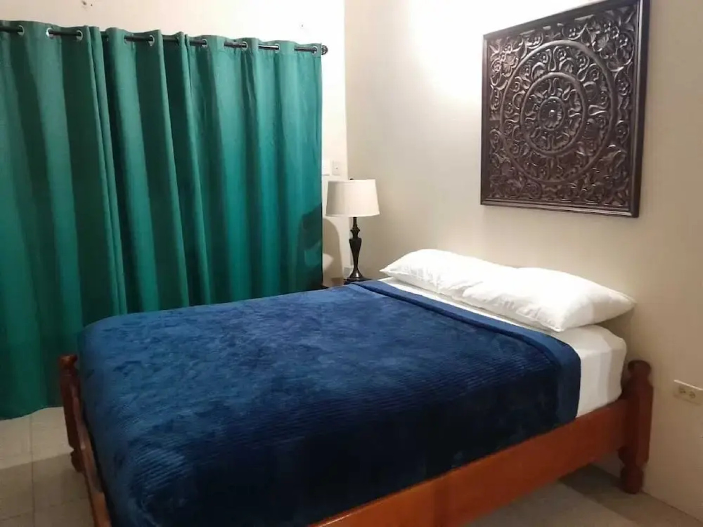 Ella's Park View Townhouse Crown Point