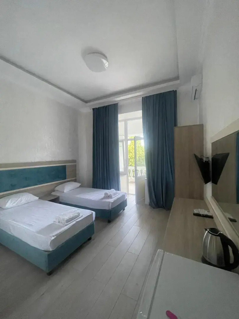 Белый лебедь