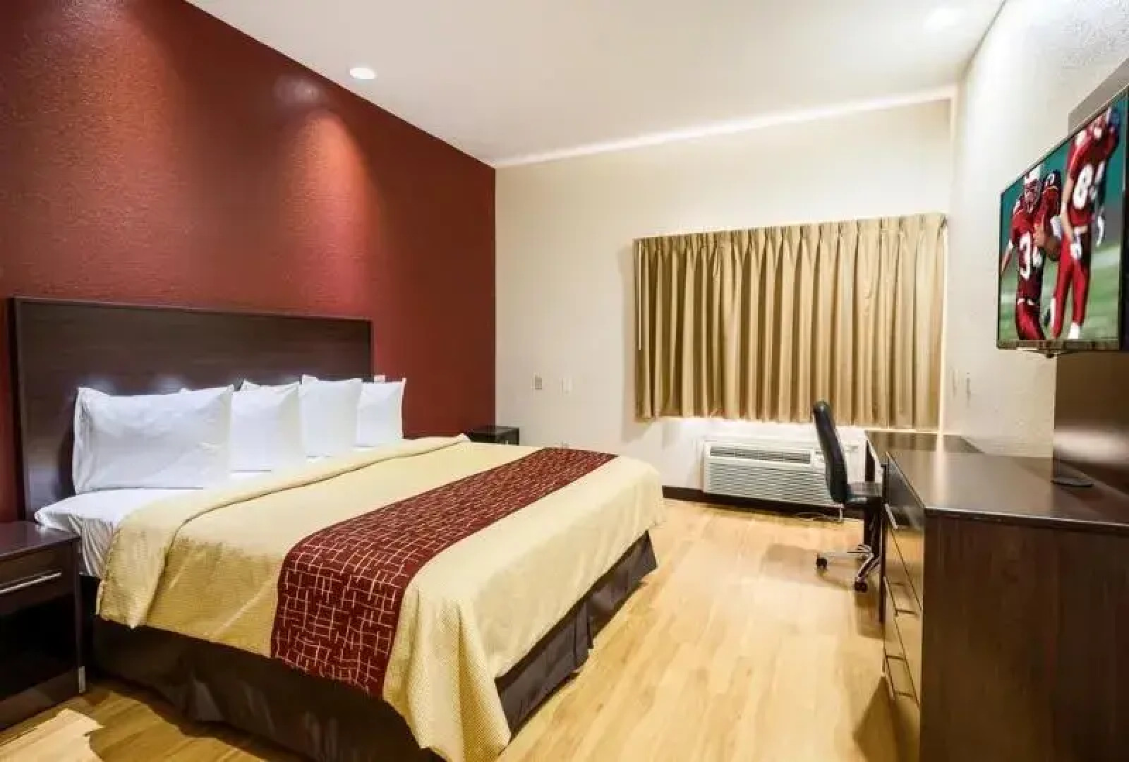 Red Roof Inn & Suites Ocala