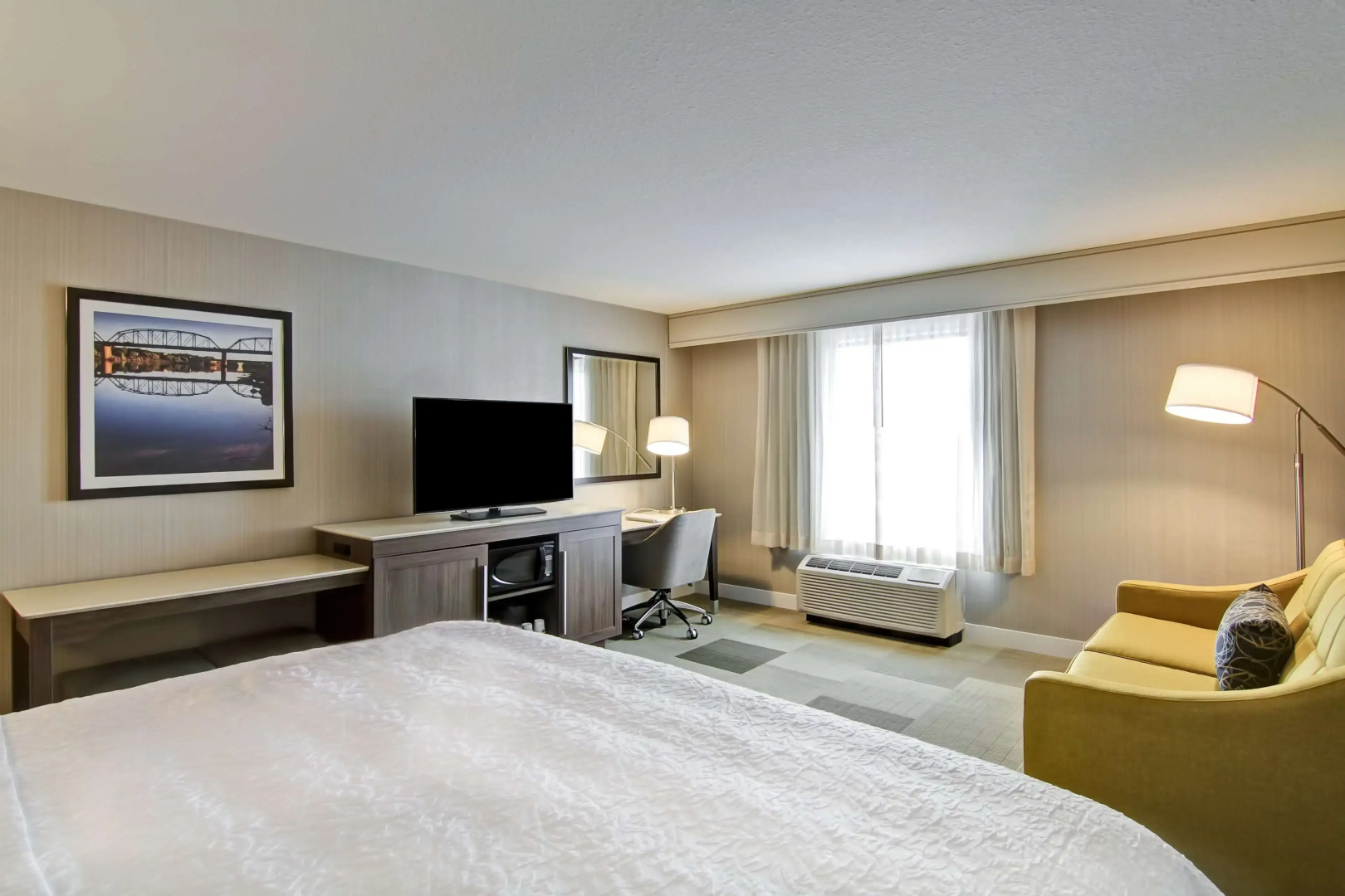 Hampton Inn & Suites by Hilton Saskatoon Airport