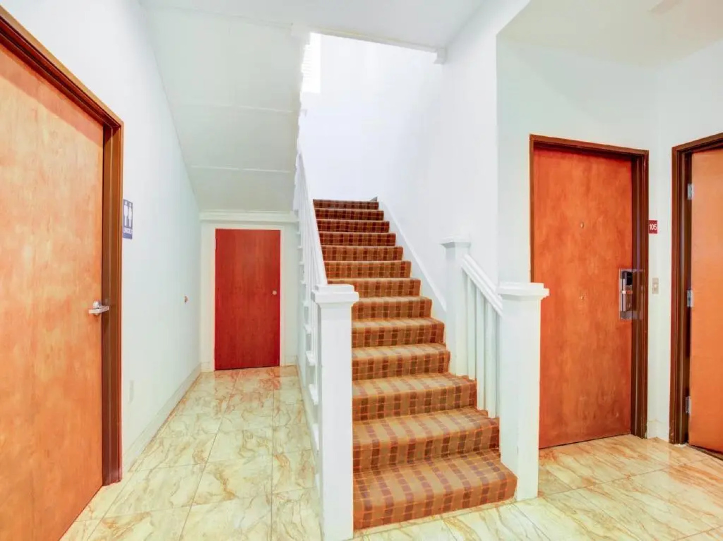 Whitehouse Inn Dilley