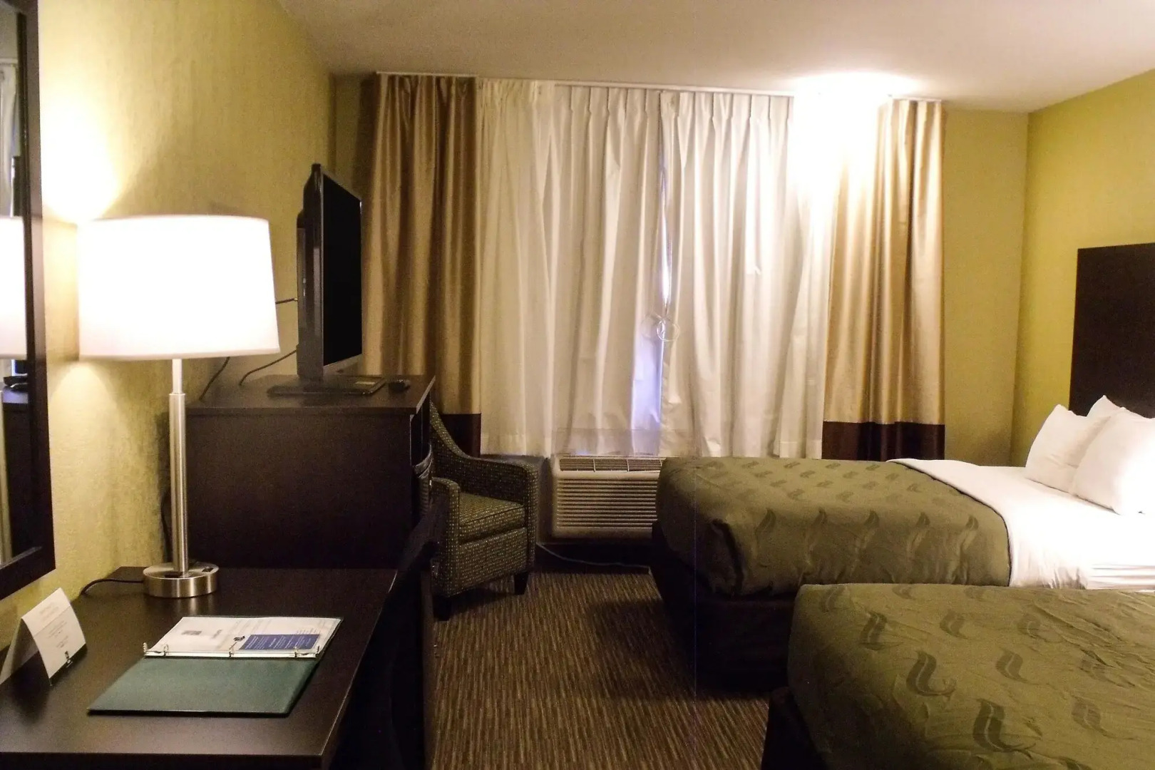 Clarion Pointe Winslow I-40