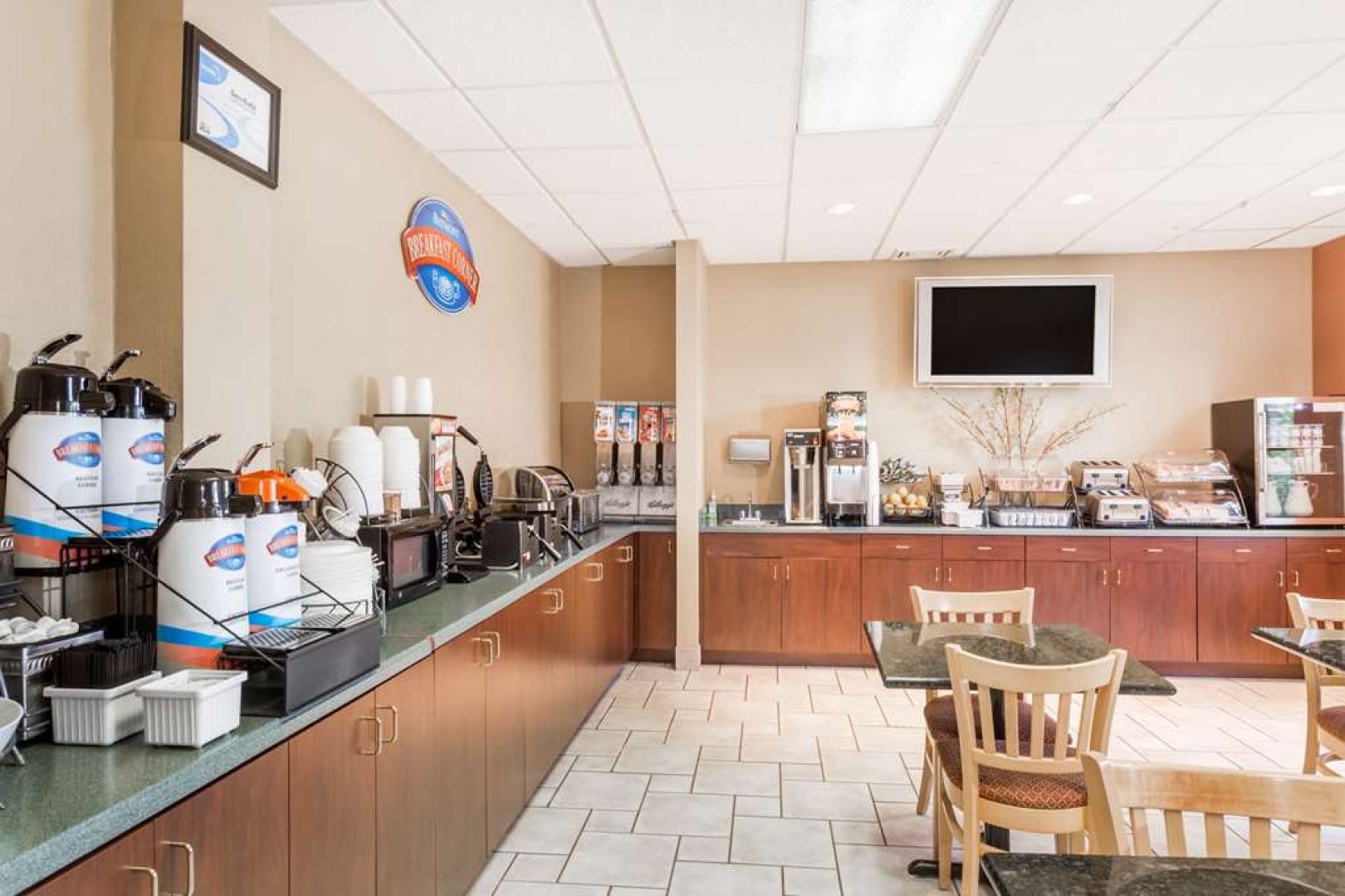 Baymont Inn & Suites Asheville/Biltmore