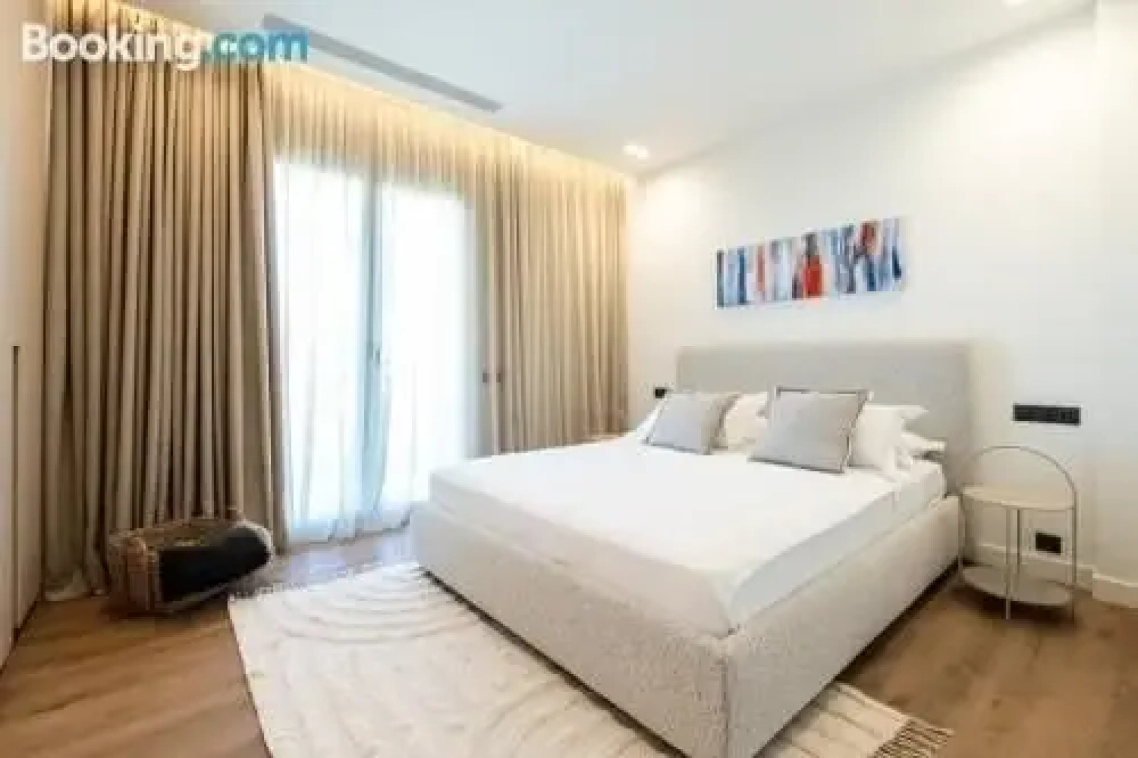 Lovely 1-Bedroom 2 minutes from Beach