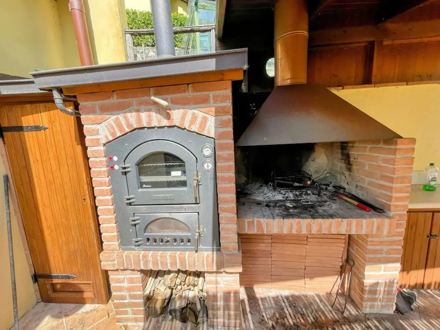 Serene Tuscan Retreat With Breathtaking Views