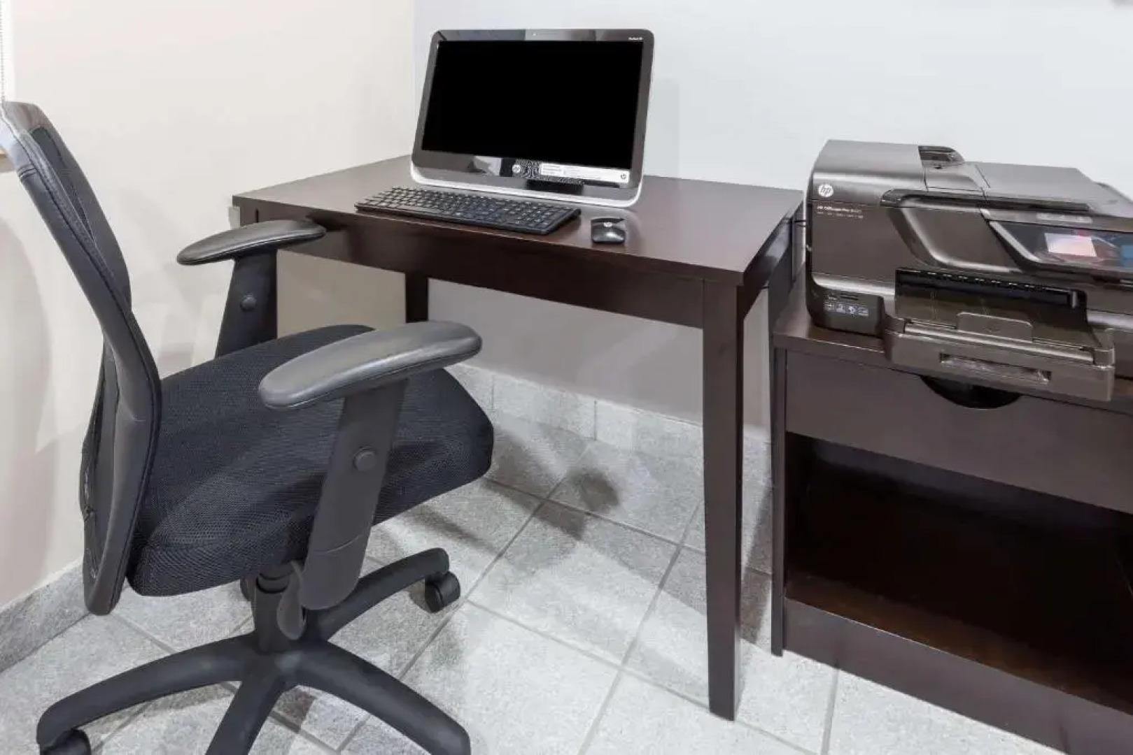 Super 8 Mundelein/Libertyville Area