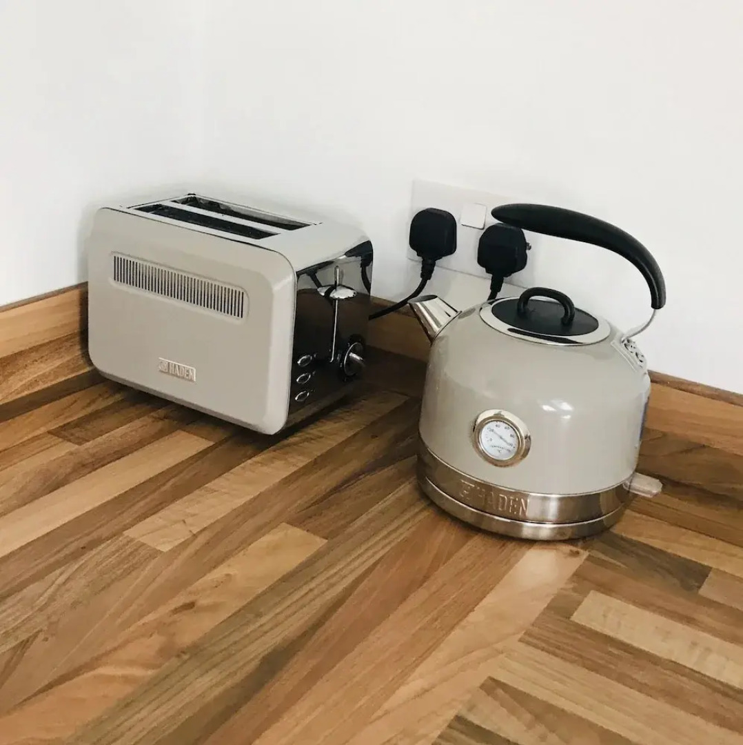 1 Bed Marina Apartment With Sea Views, Penthouse