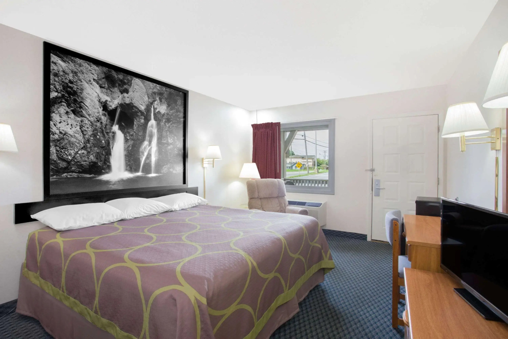 Super 8 by Wyndham Christiansburg