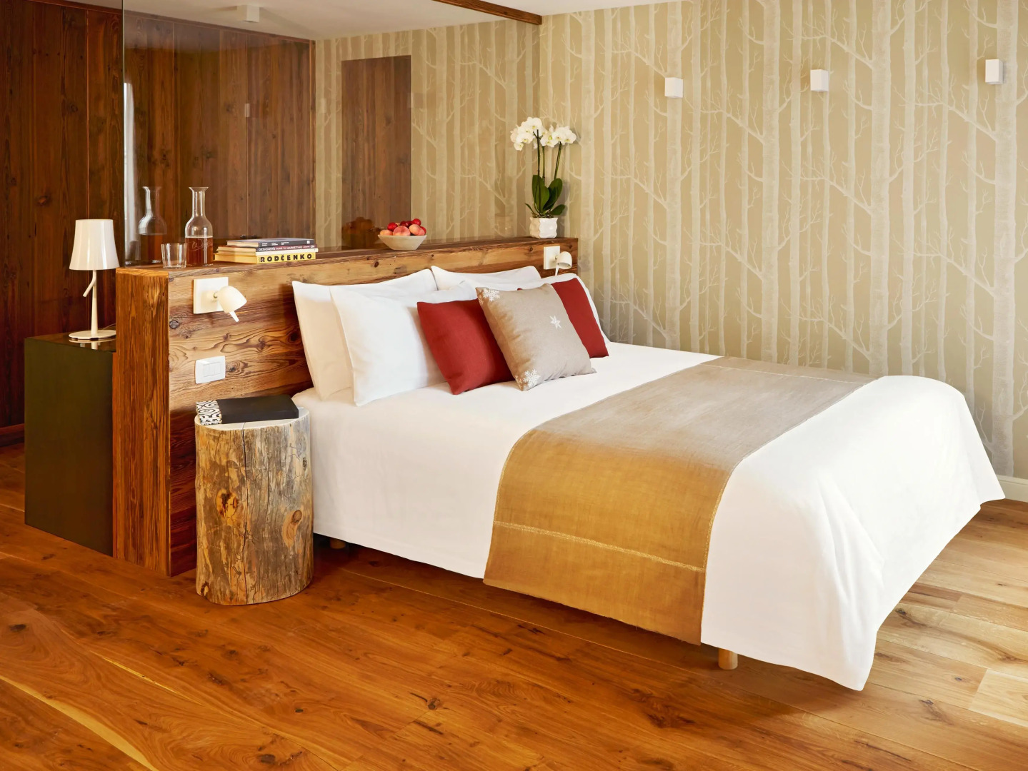 Montana Lodge & Spa, by R Collection Hotels