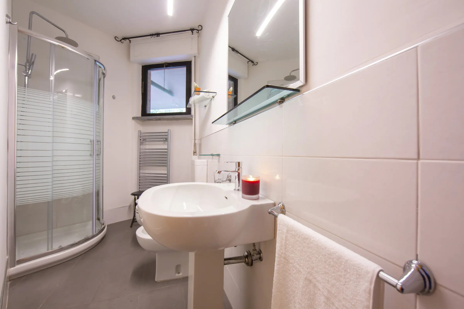 Francesca 2 600m From Sea