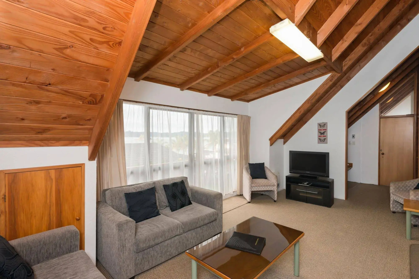 Swiss Chalet Lodge Motel