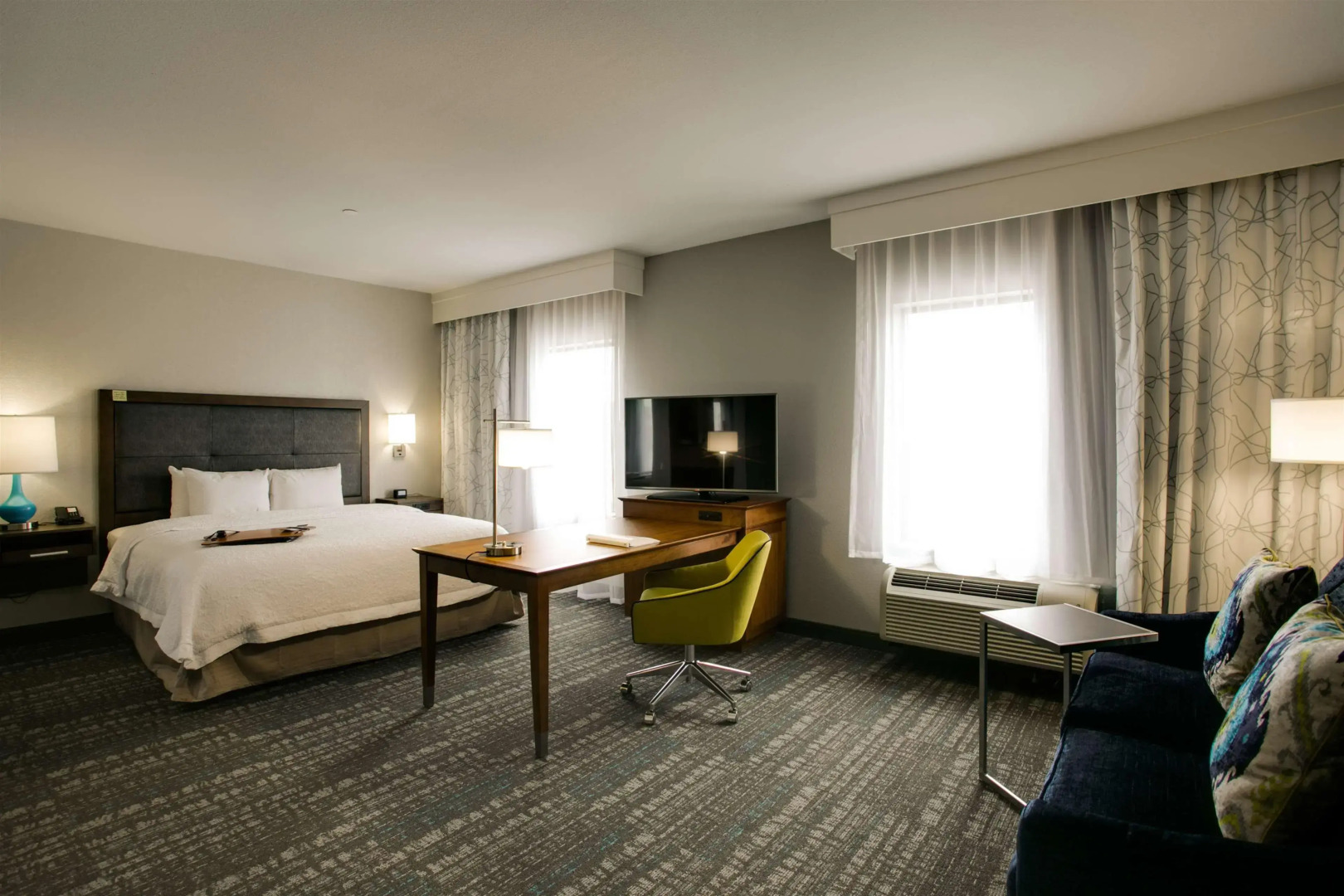 Hampton Inn & Suites Dallas/Ft. Worth Airport South