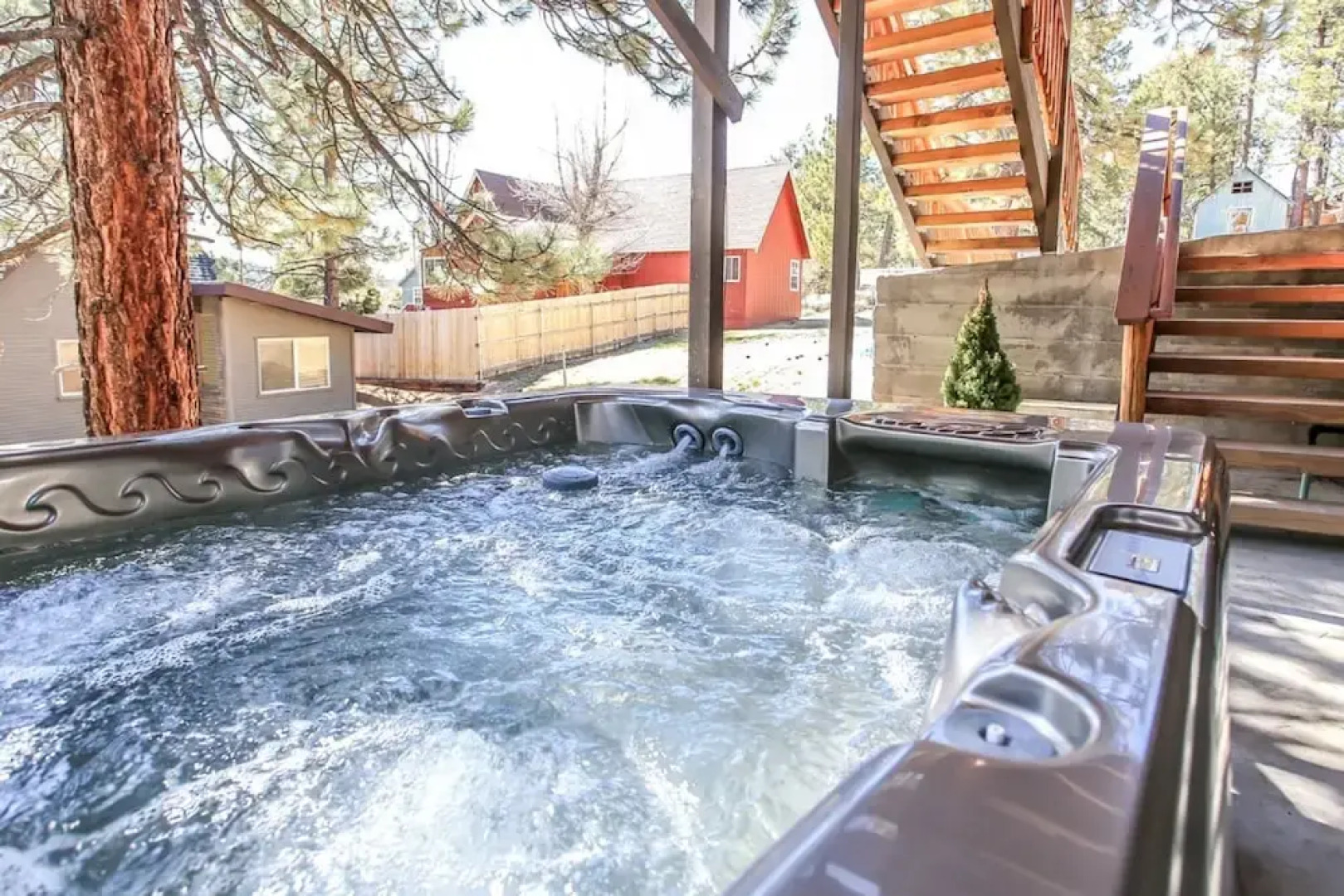 RedAwning "Cabin Big Bear" by the Lake