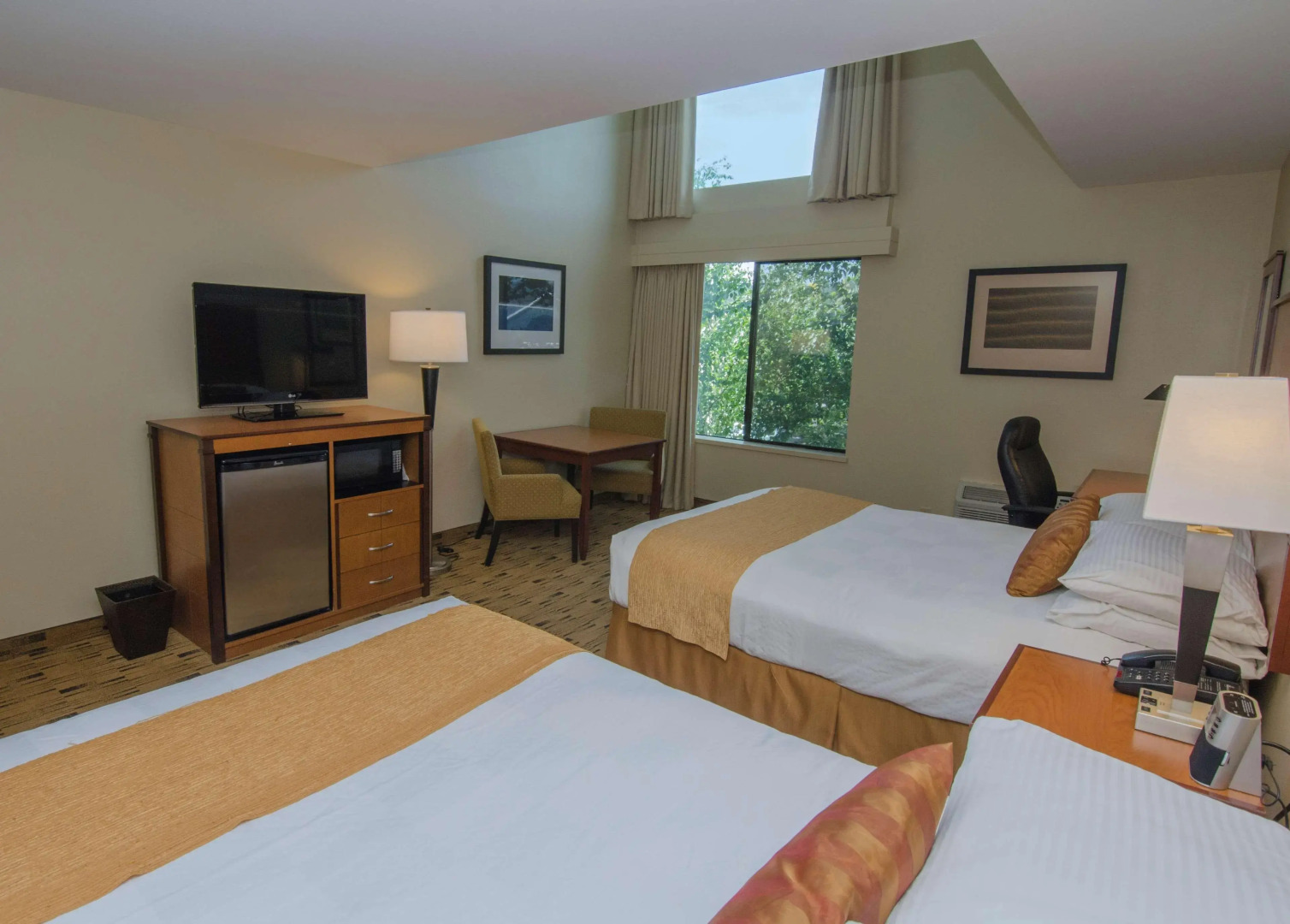 Best Western Plus Hood River Inn