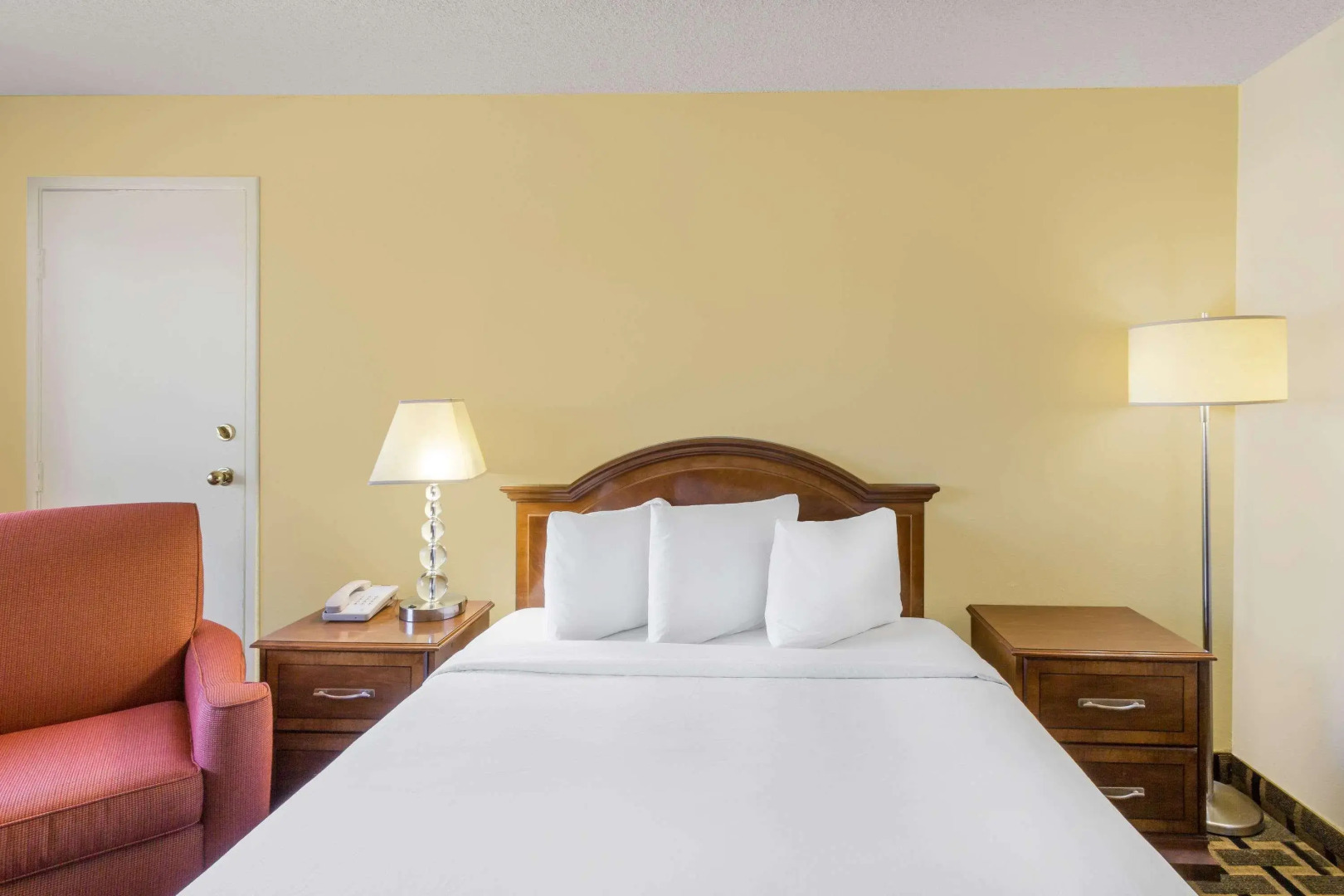 Travelodge by Wyndham Reno Downtown