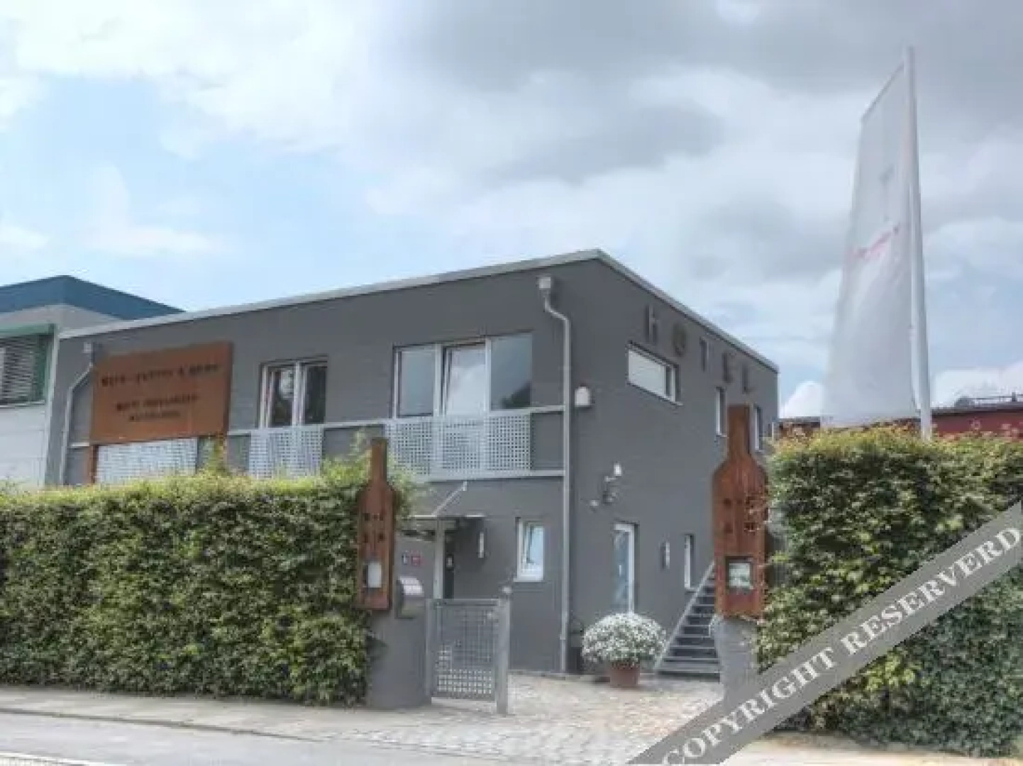 Wine Coffee & More - All Suite Hotel