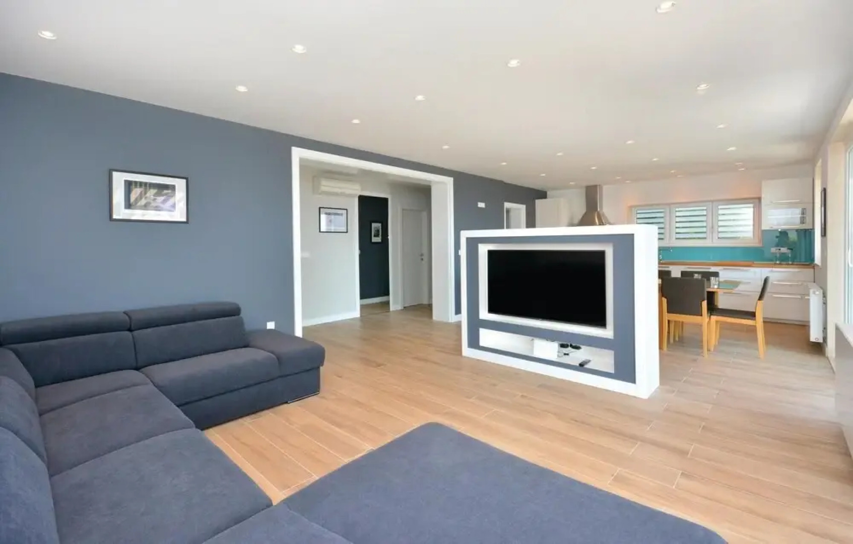 Amazing Home in Split With Wifi and 5 Bedrooms