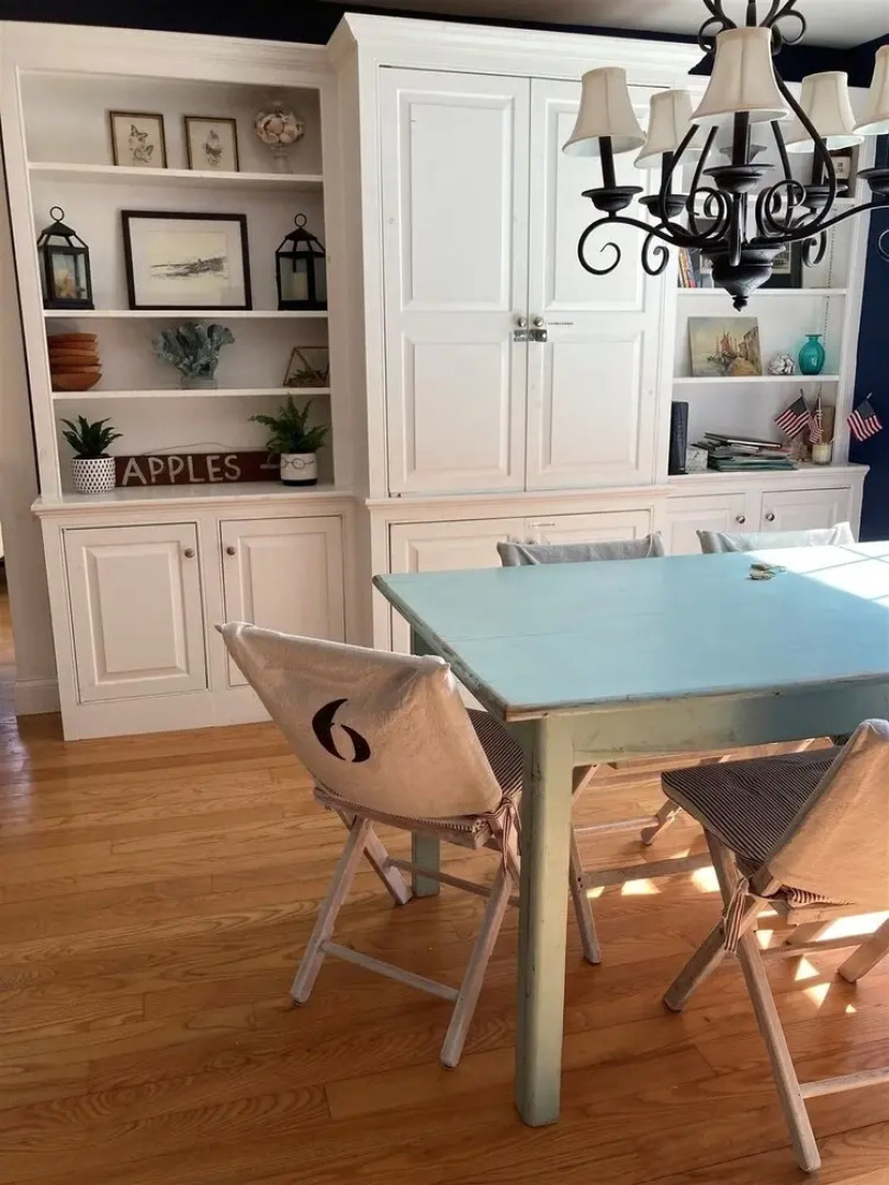 North Sebago Charmer Limit 10 3 Bedroom Home by RedAwning