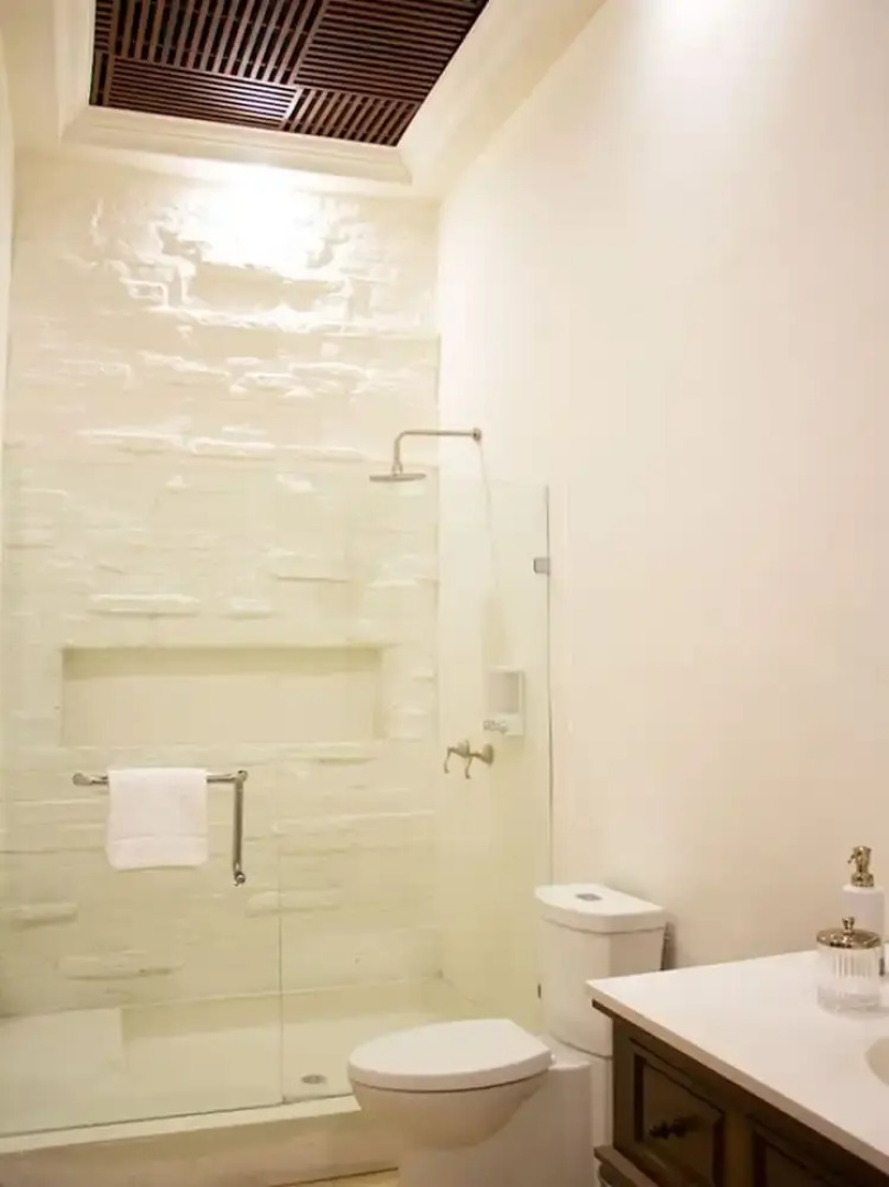 Nukari Quinta Boutique