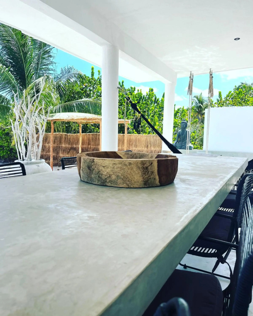 Casa en primera linea de playa con alberca