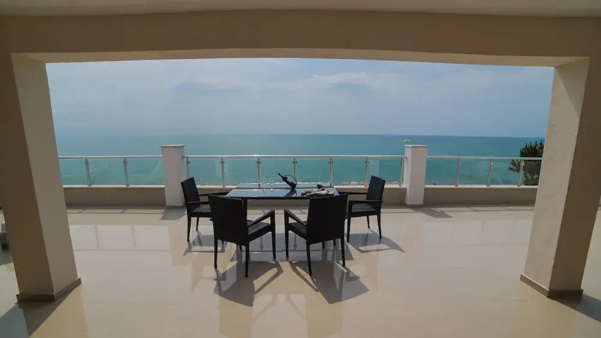 Пляжный клуб «Кобулети»