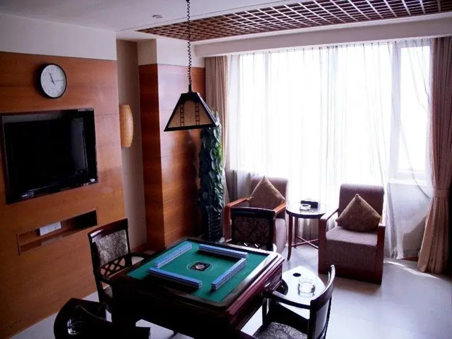 New Joyful Hotel Leqing