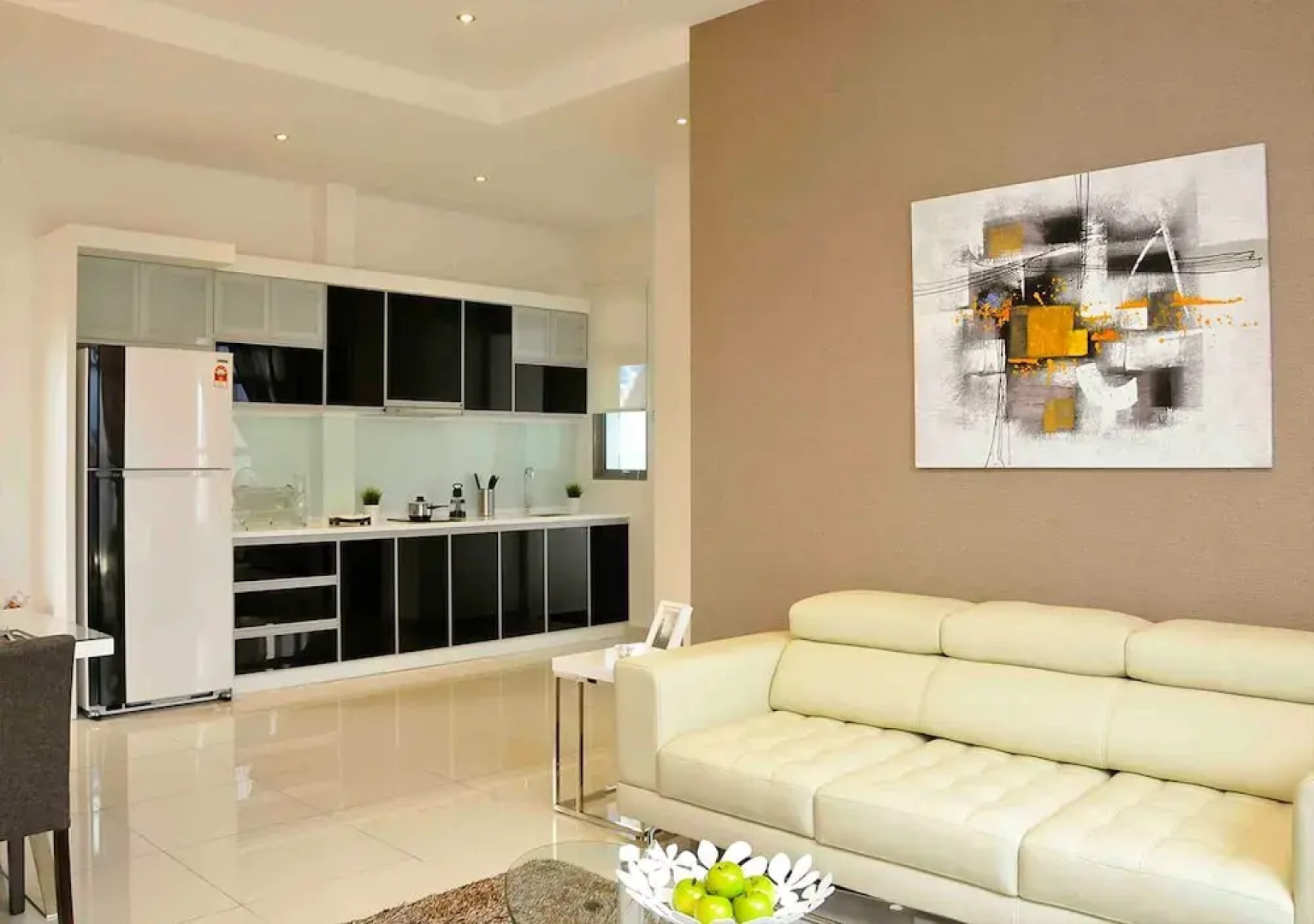 Atlantis Residence By V SUITES