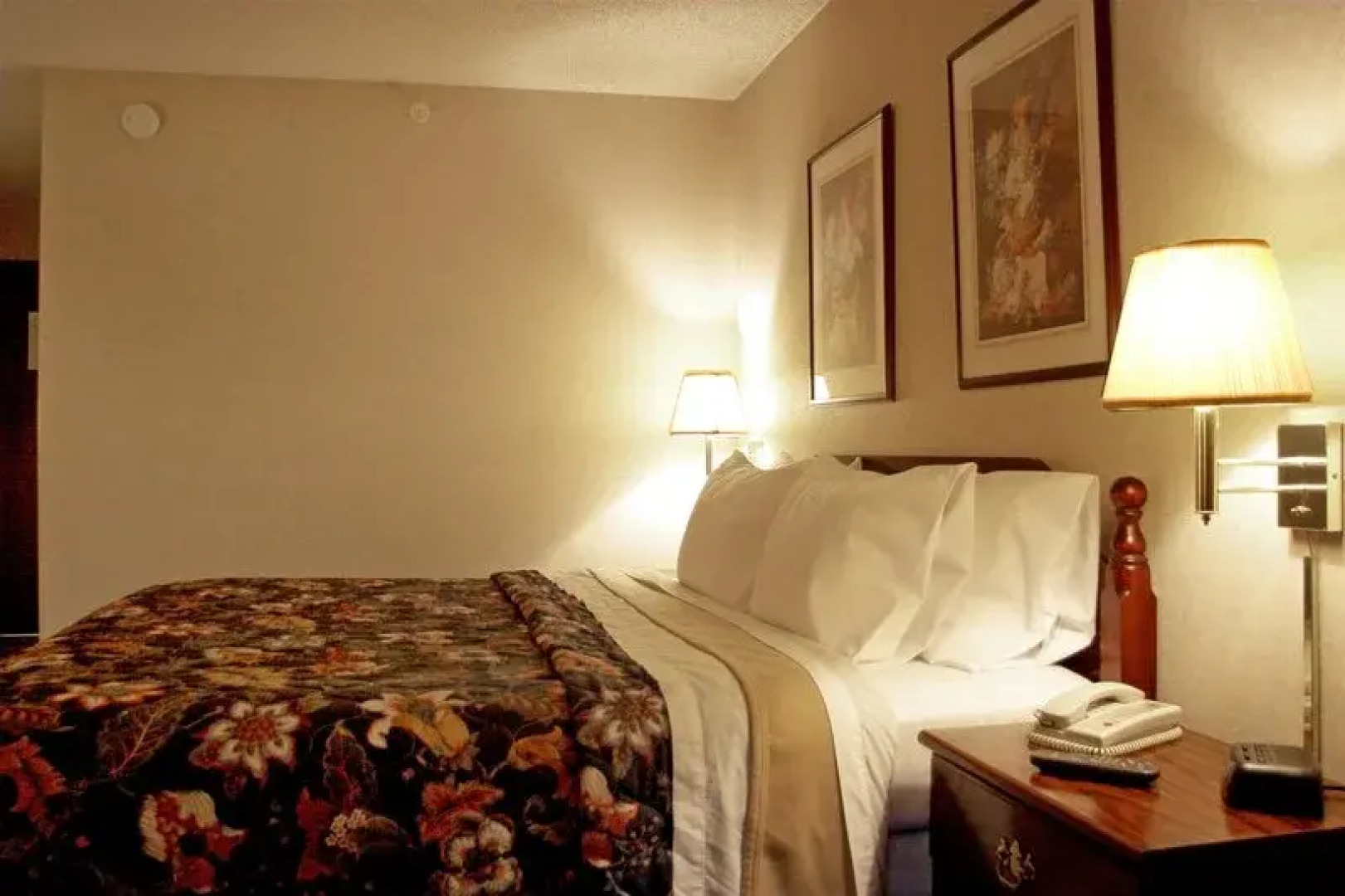 Econo Lodge West Plains