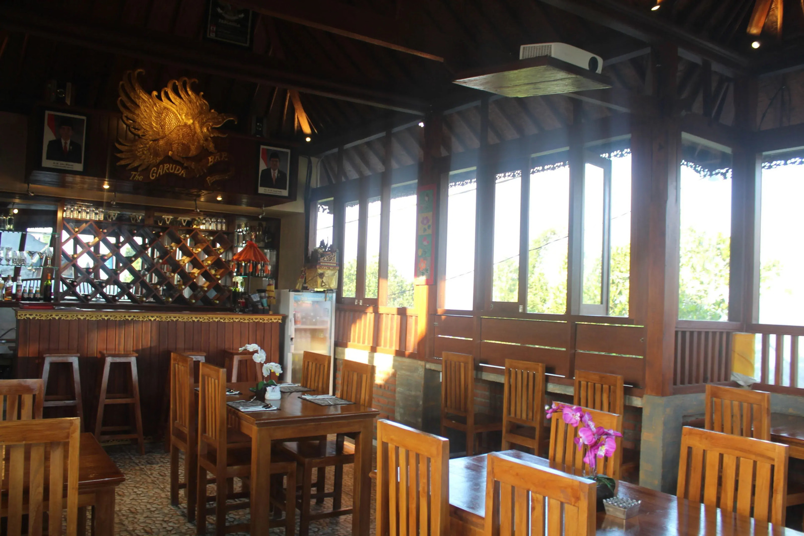 The GARUDA villa & Restaurant