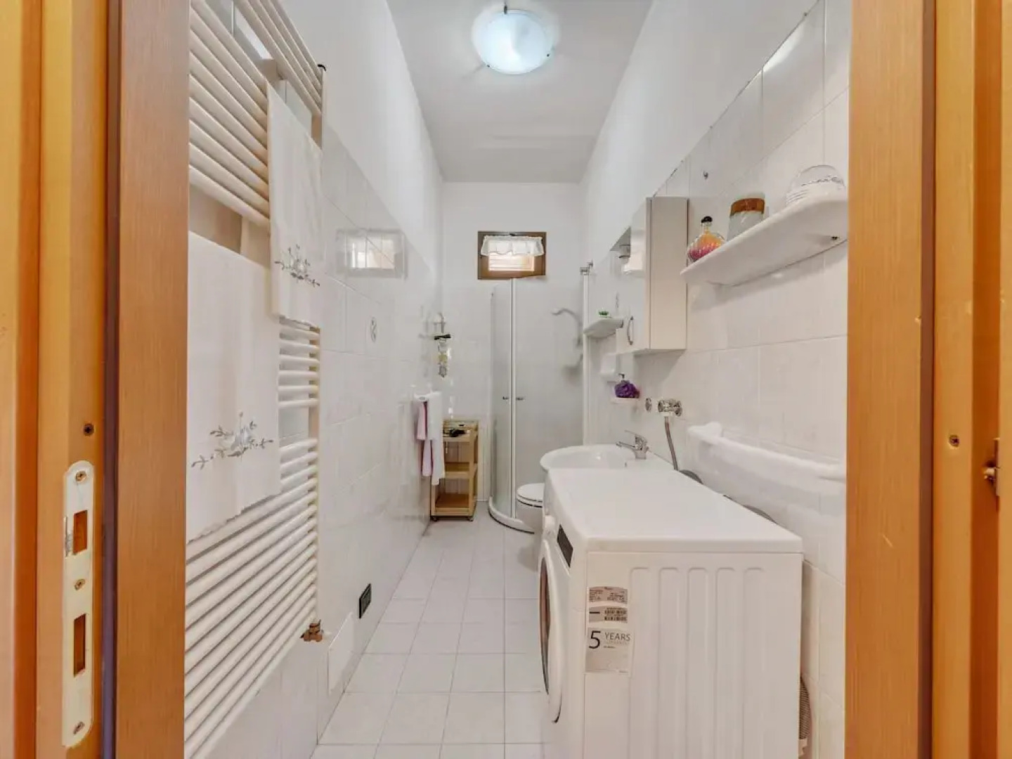 Traditional Apartment in Monte Isola near Lake Beach