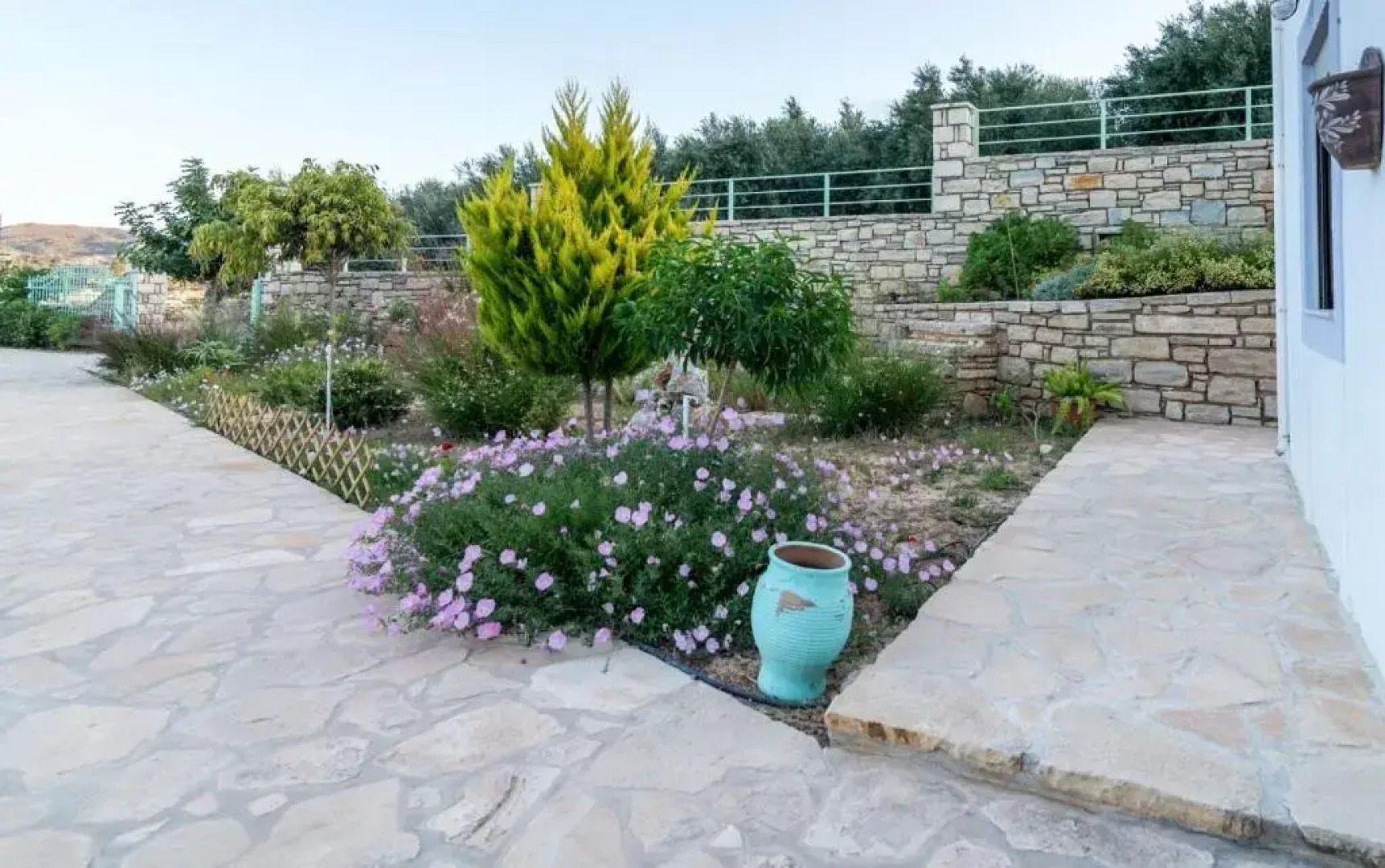 Zeus's Daughtes Villas