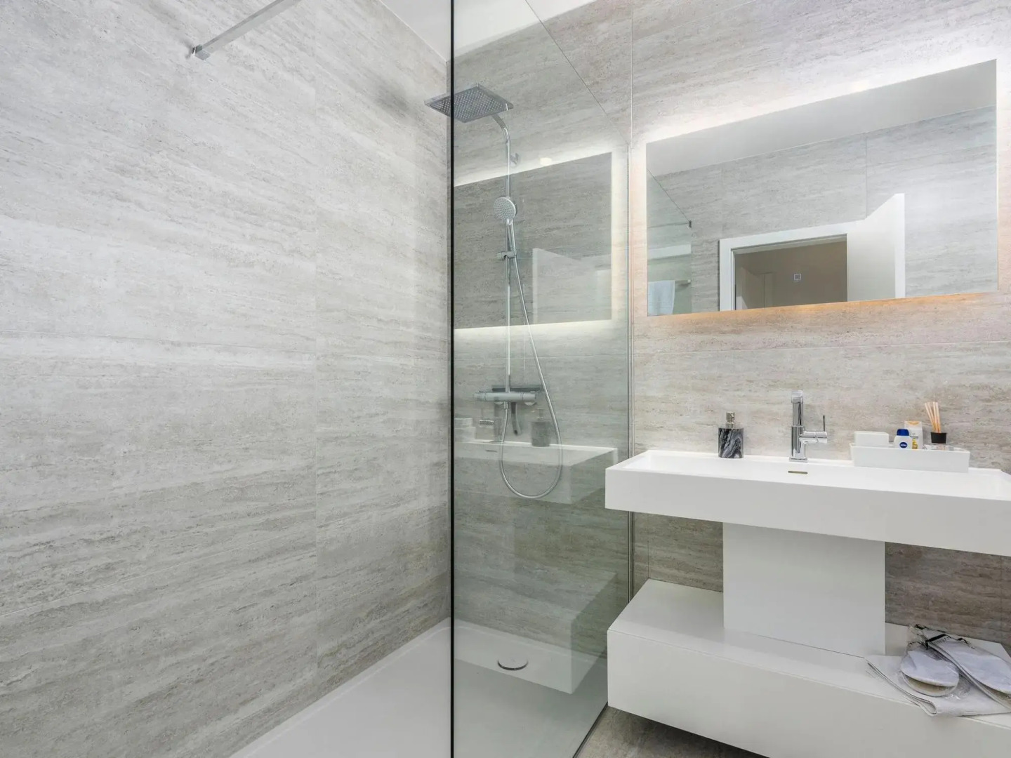 Amazing Holiday Home In Novigrad With Bubble Bath