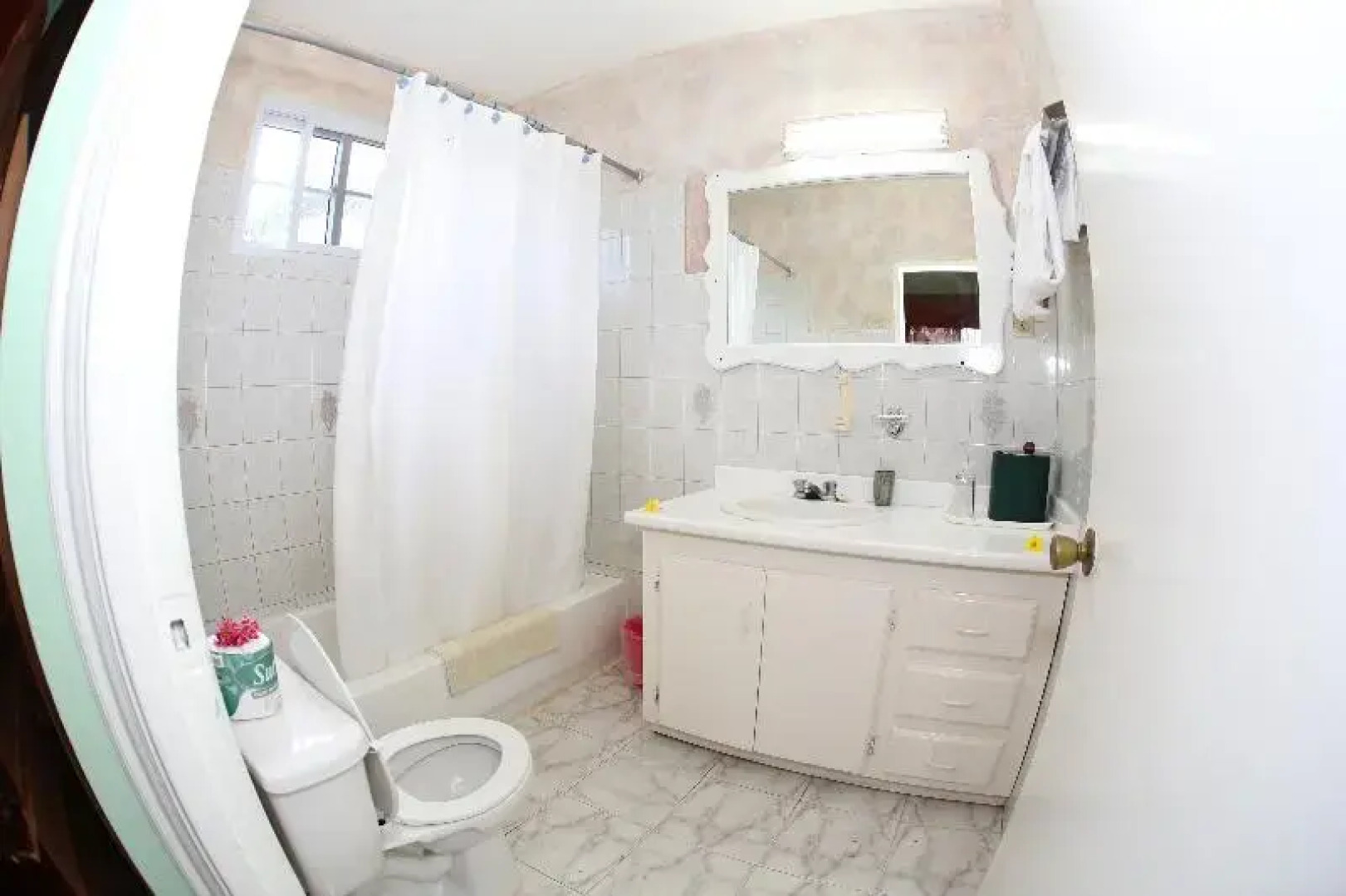 Foote Prints on the Sands Hotel