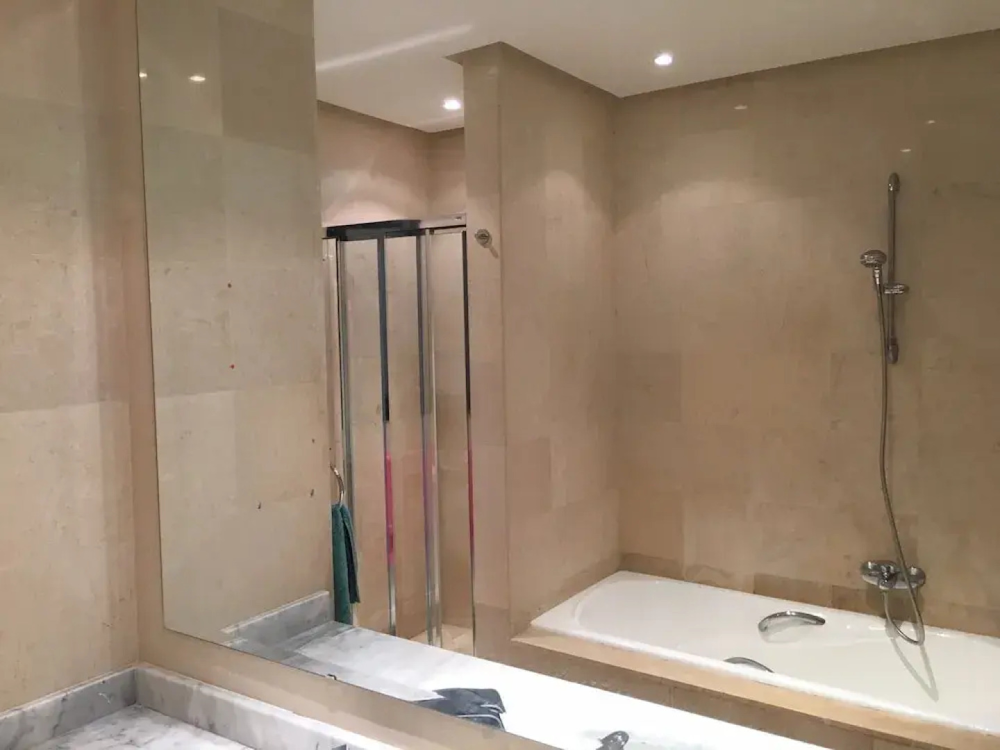 Dar Fatma a Well-appointed, 3-bedroom Villa With a Pool in the Residen