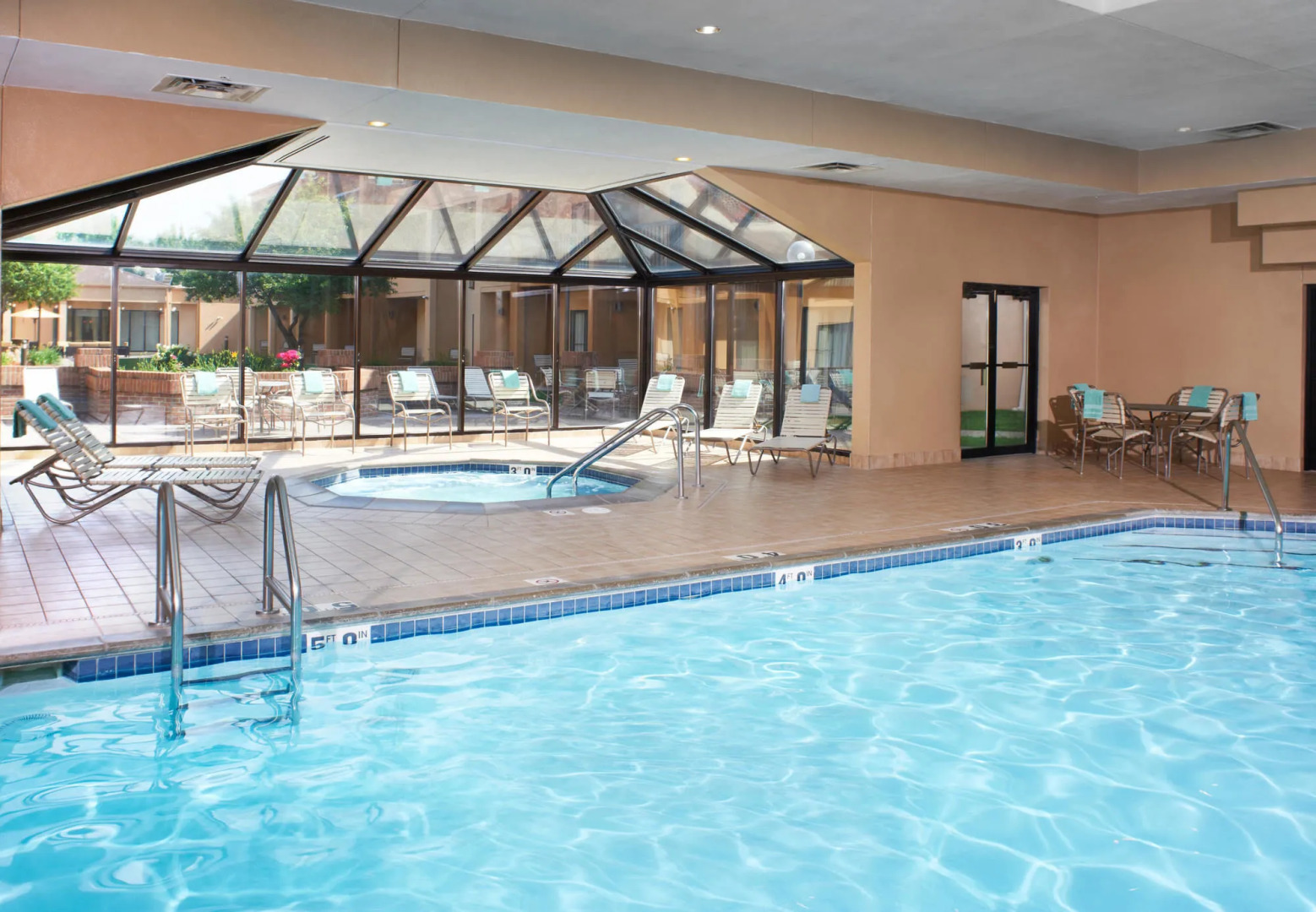 Courtyard by Marriott Minneapolis-St. Paul Airport