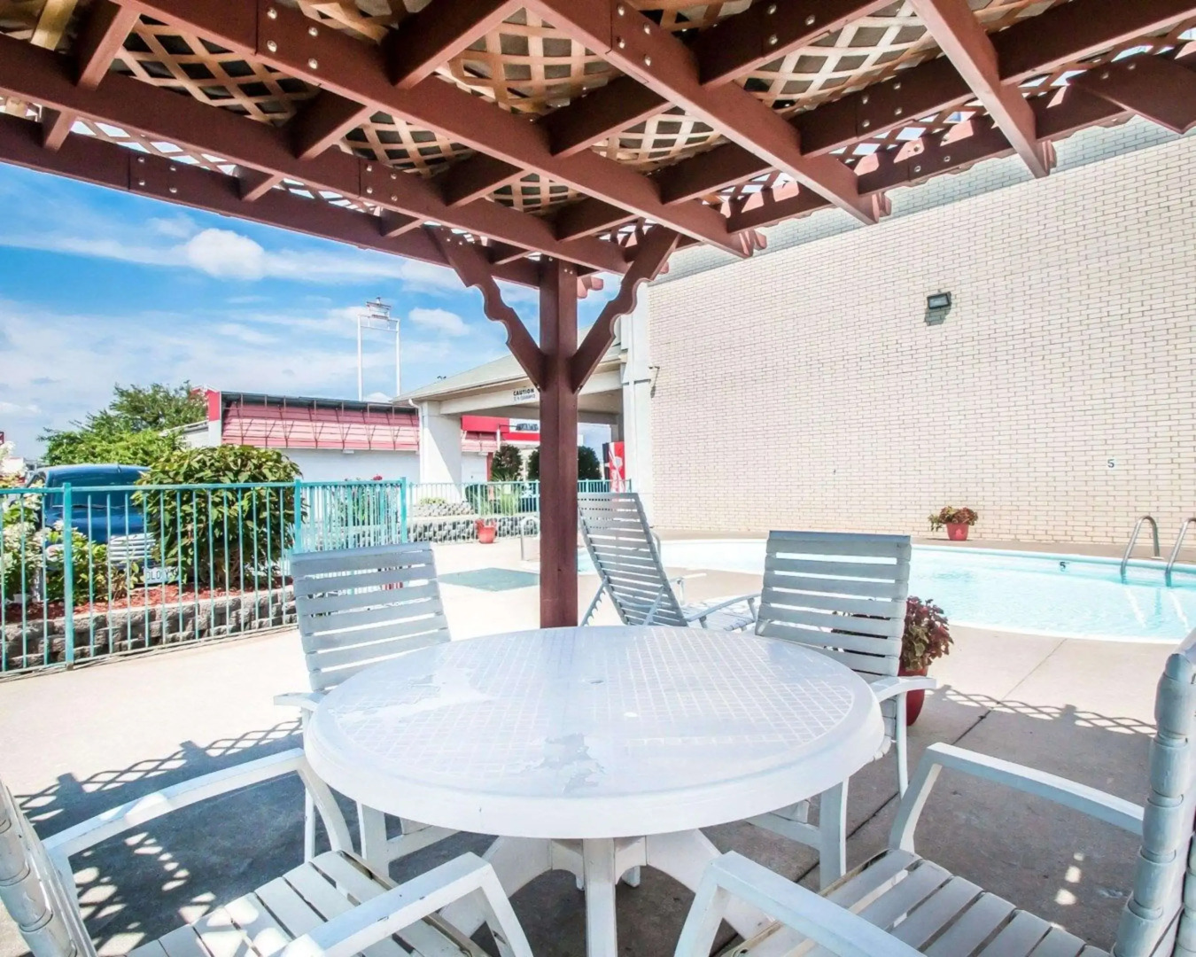 Econo Lodge Springfield I-44