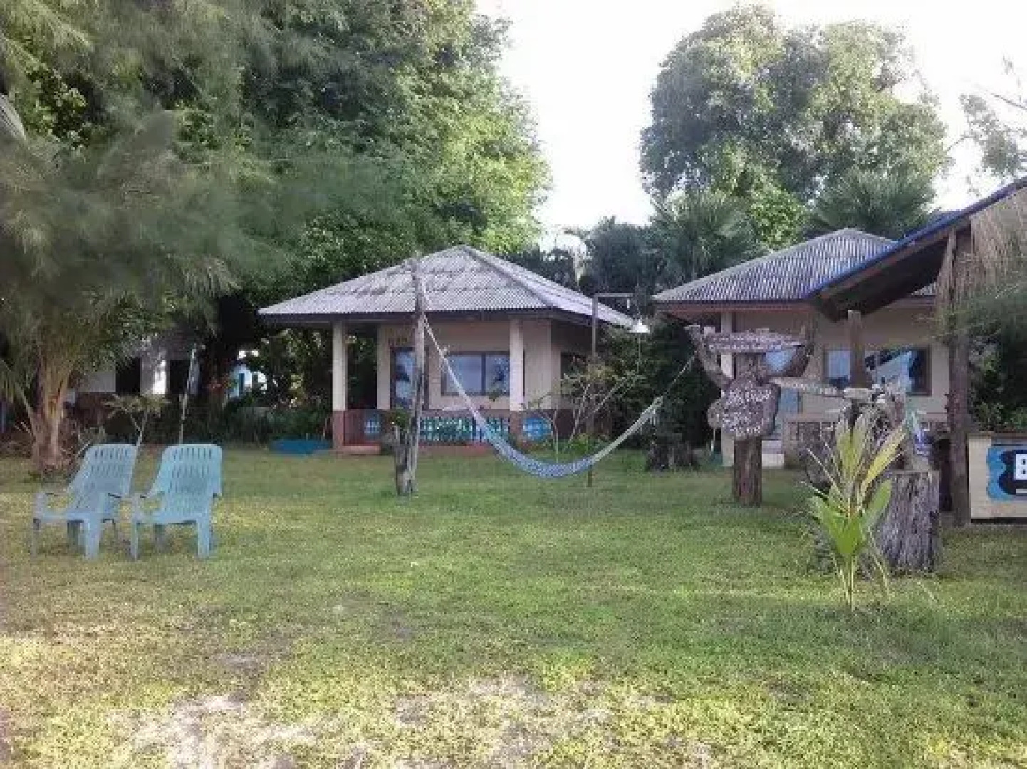 Baan Chai Lay Krua Tonhom