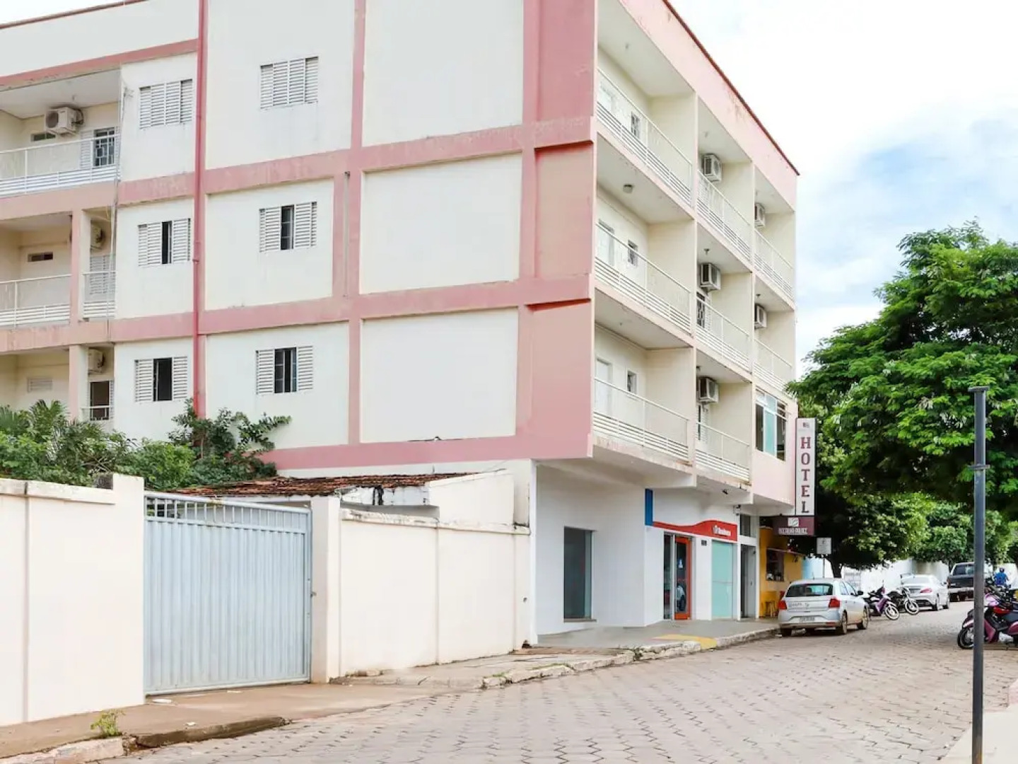 OYO Bocaiuva Palace Hotel