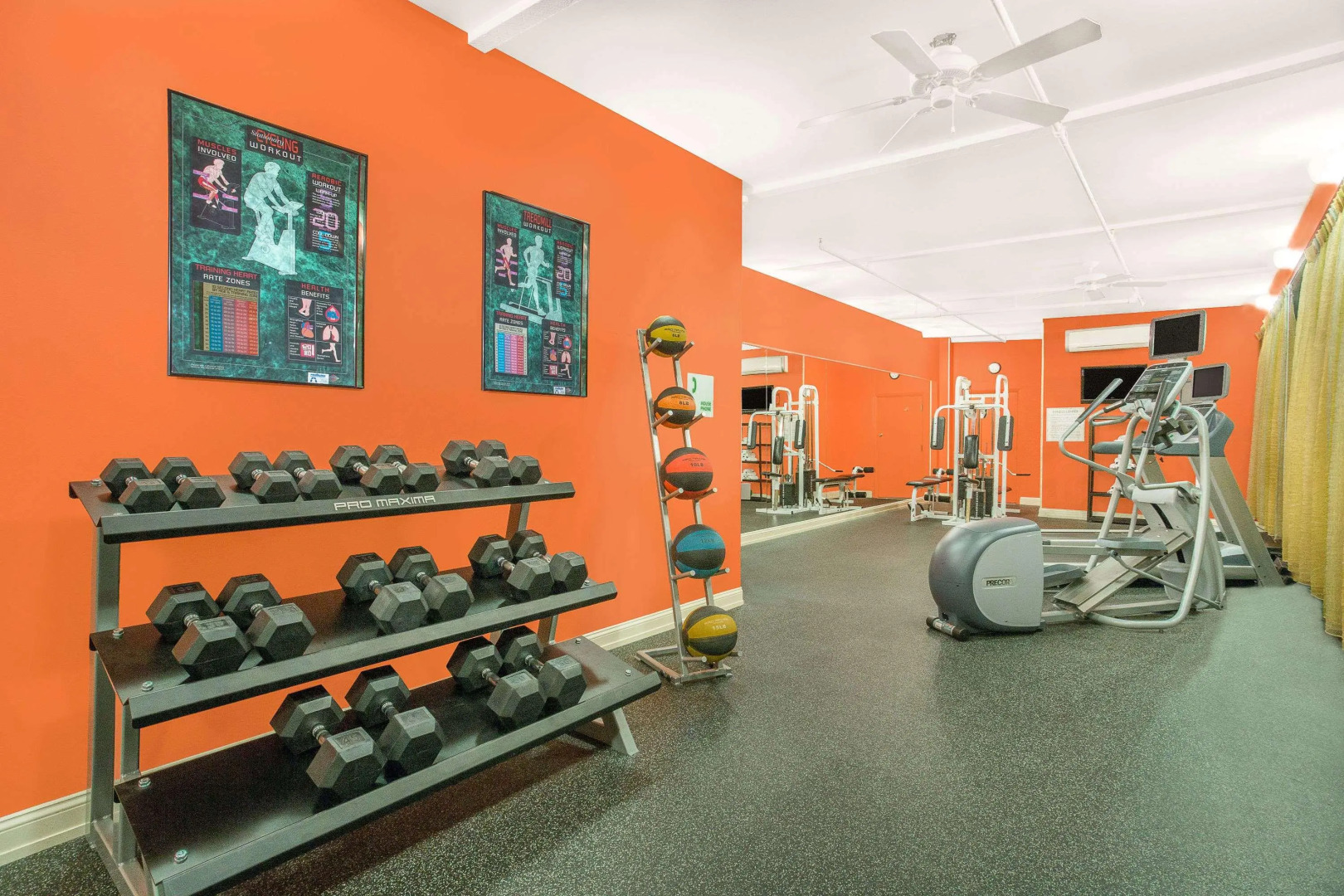 Ramada Plaza by Wyndham Fayetteville Fort Bragg Area