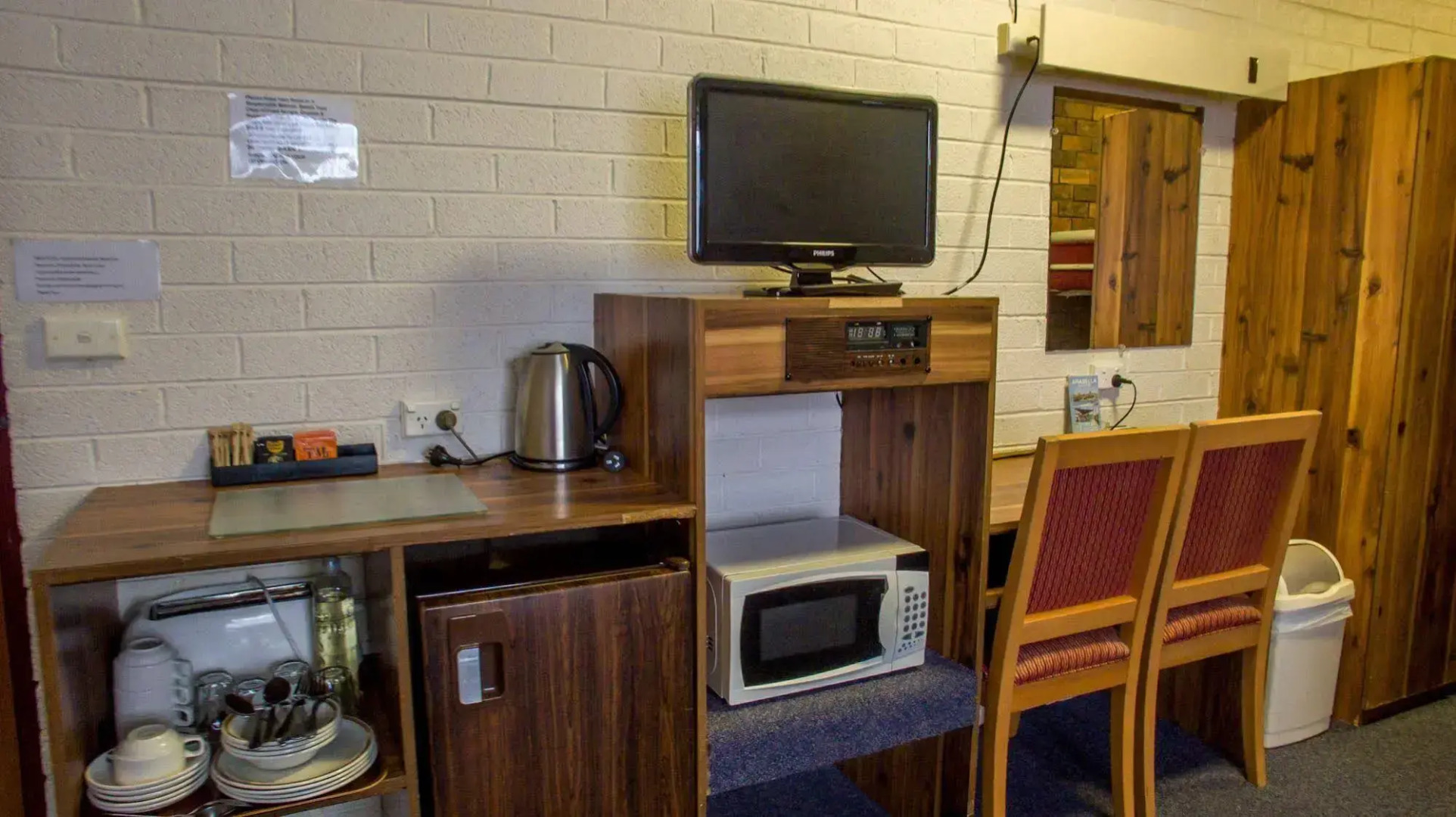 Arabella Motor Inn (formerly South Tweed Motor Inn)