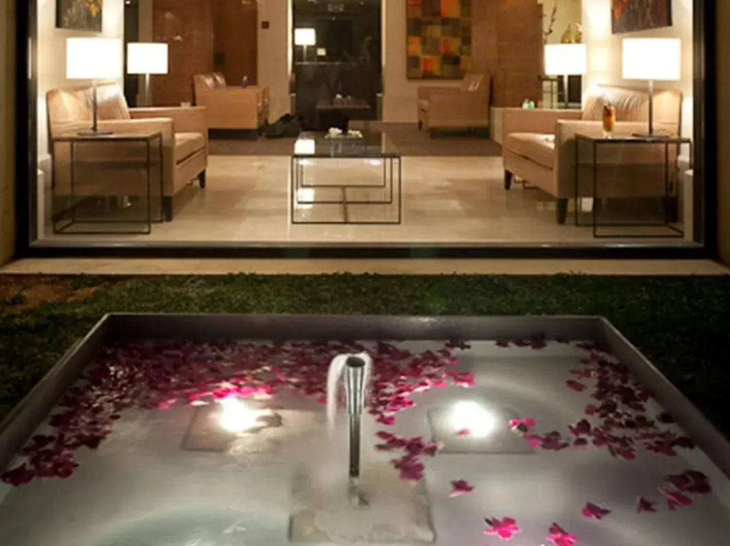 ALQasr Metropole Hotel